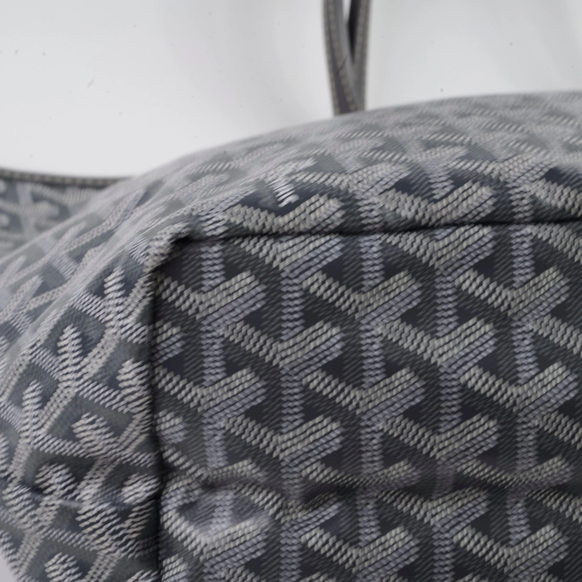 Goyard St Louis PM Grey Shoulder Bag