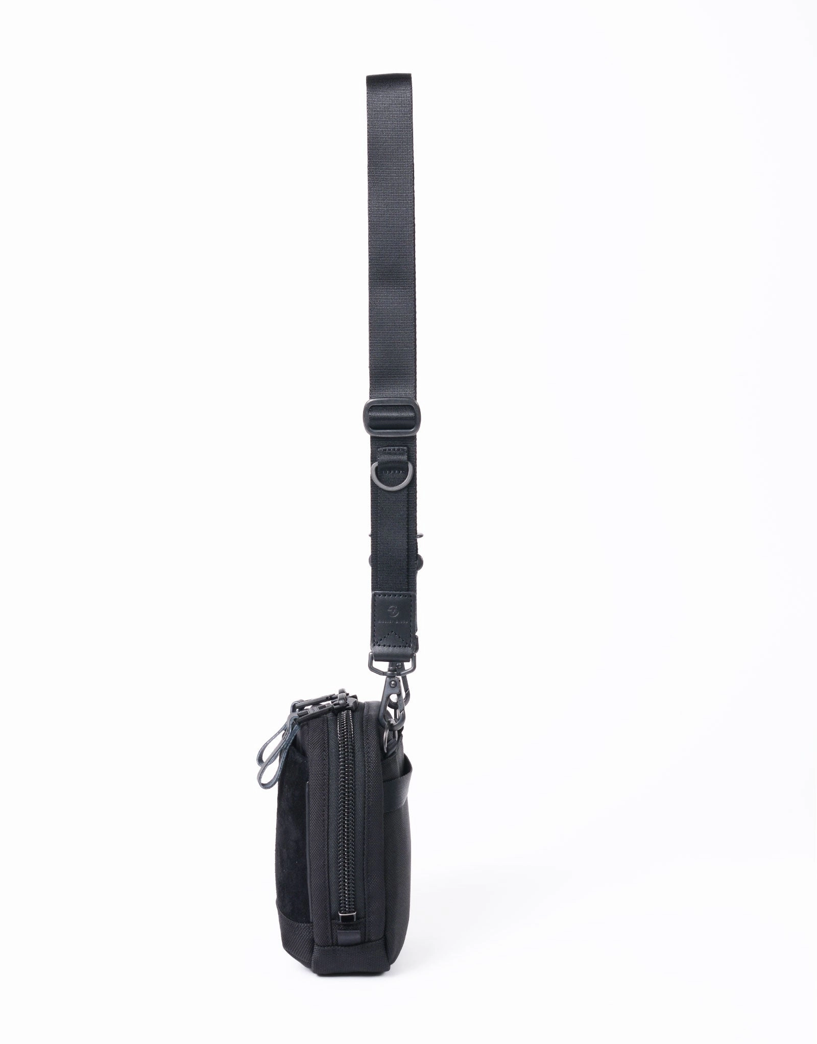 Grave Shoulder Pouch No.03174