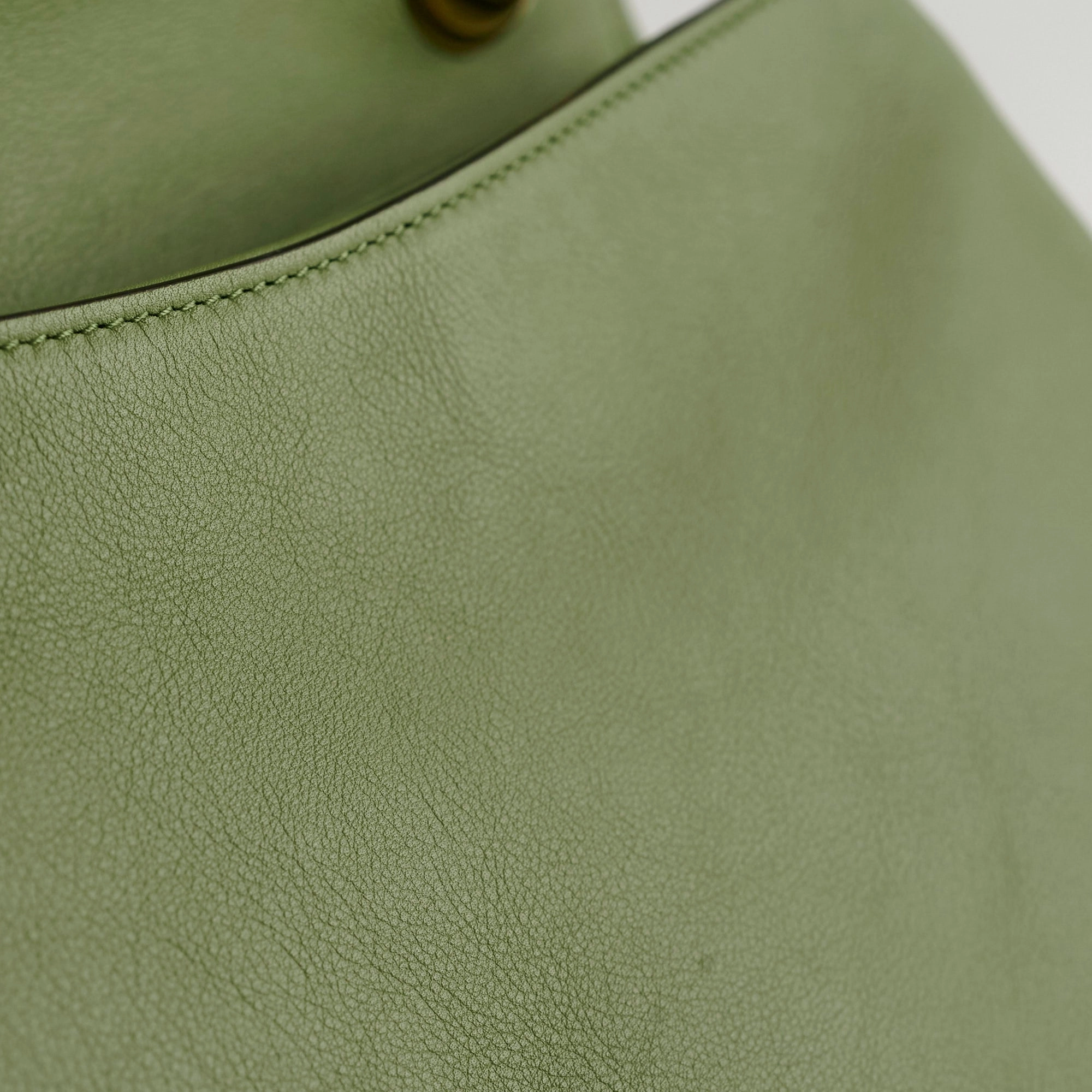 Gucci Blondie Medium Top Handle Shoulder Bag Green