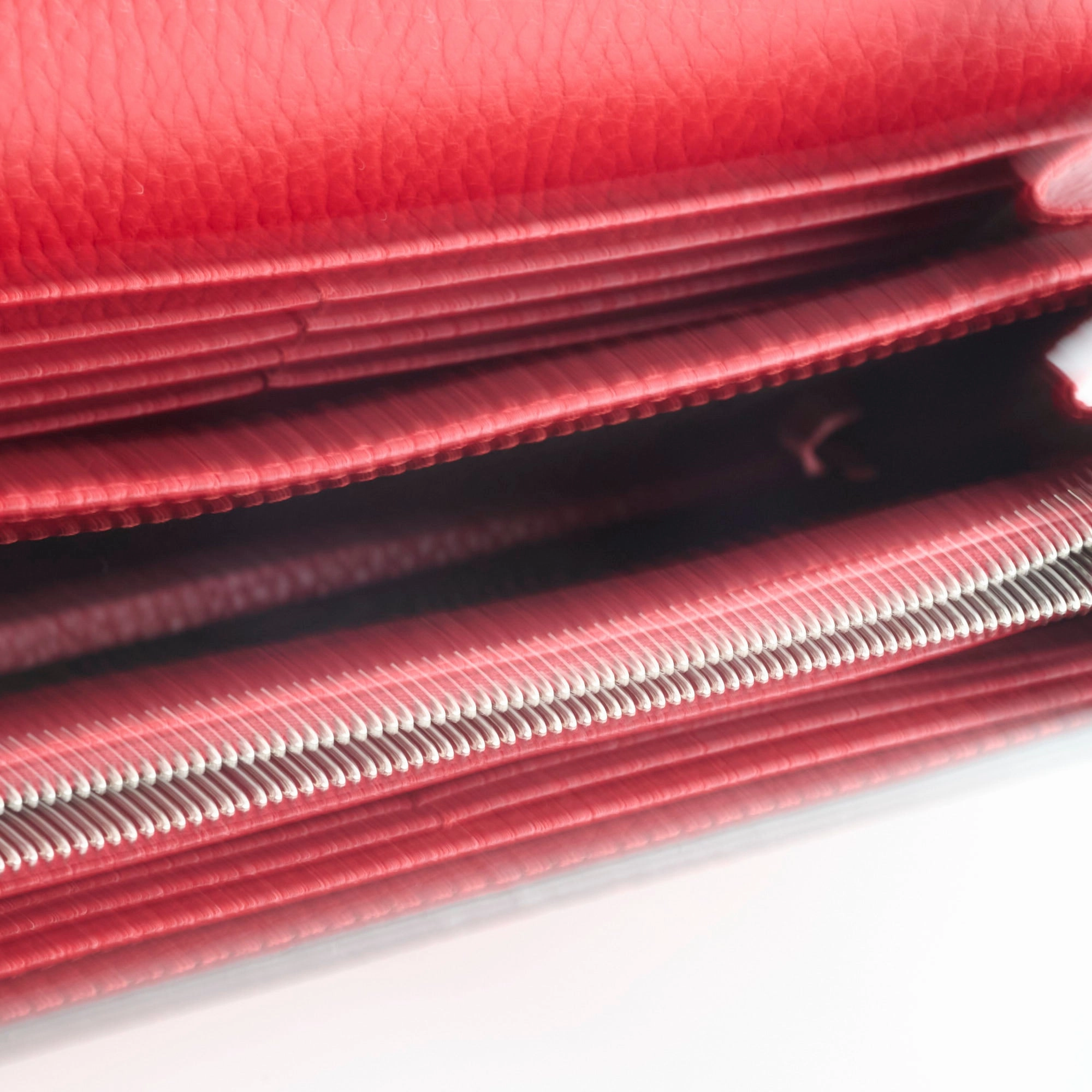 Gucci Dionysus Wallet On Chain Red