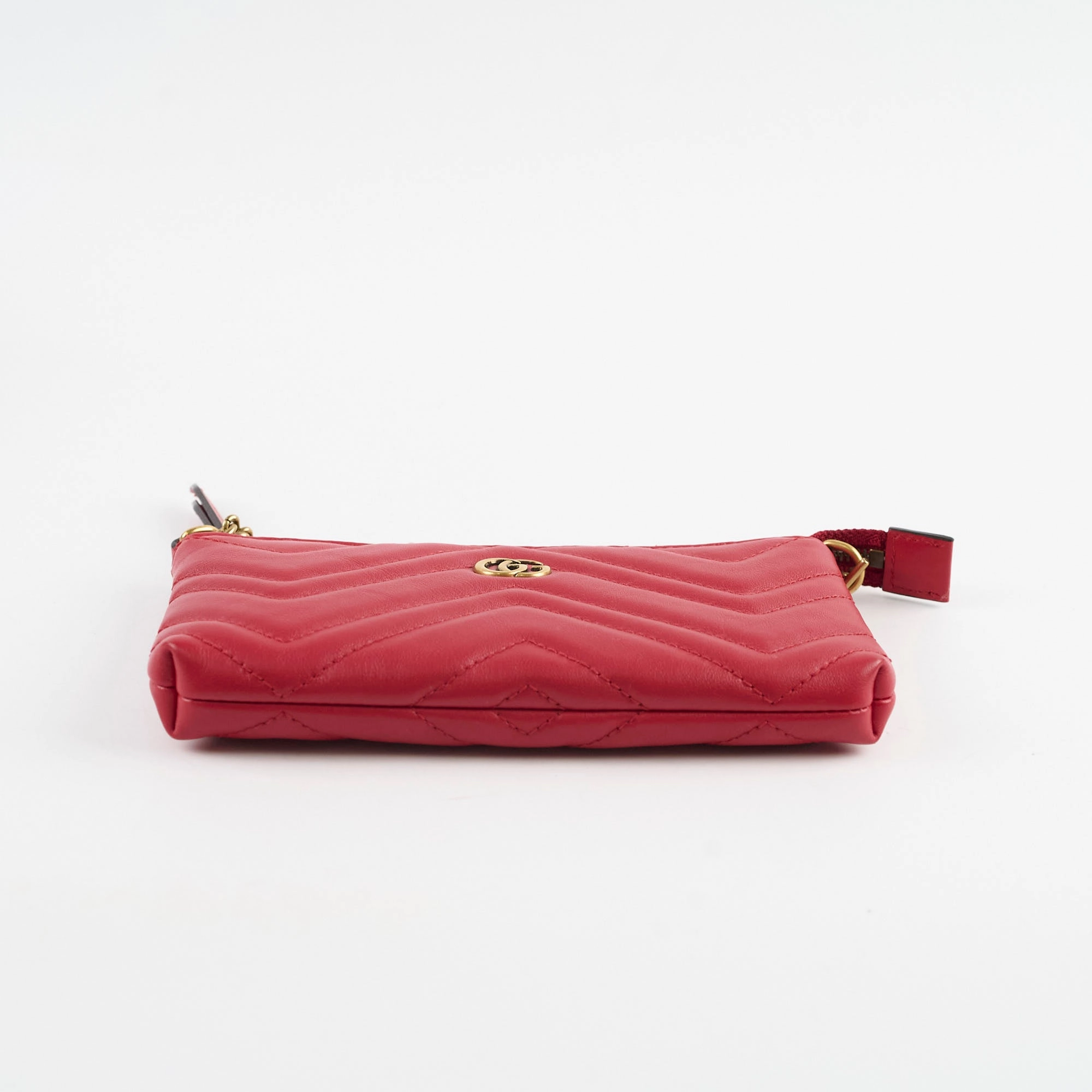 Gucci GG loge Pouch With Chain Red