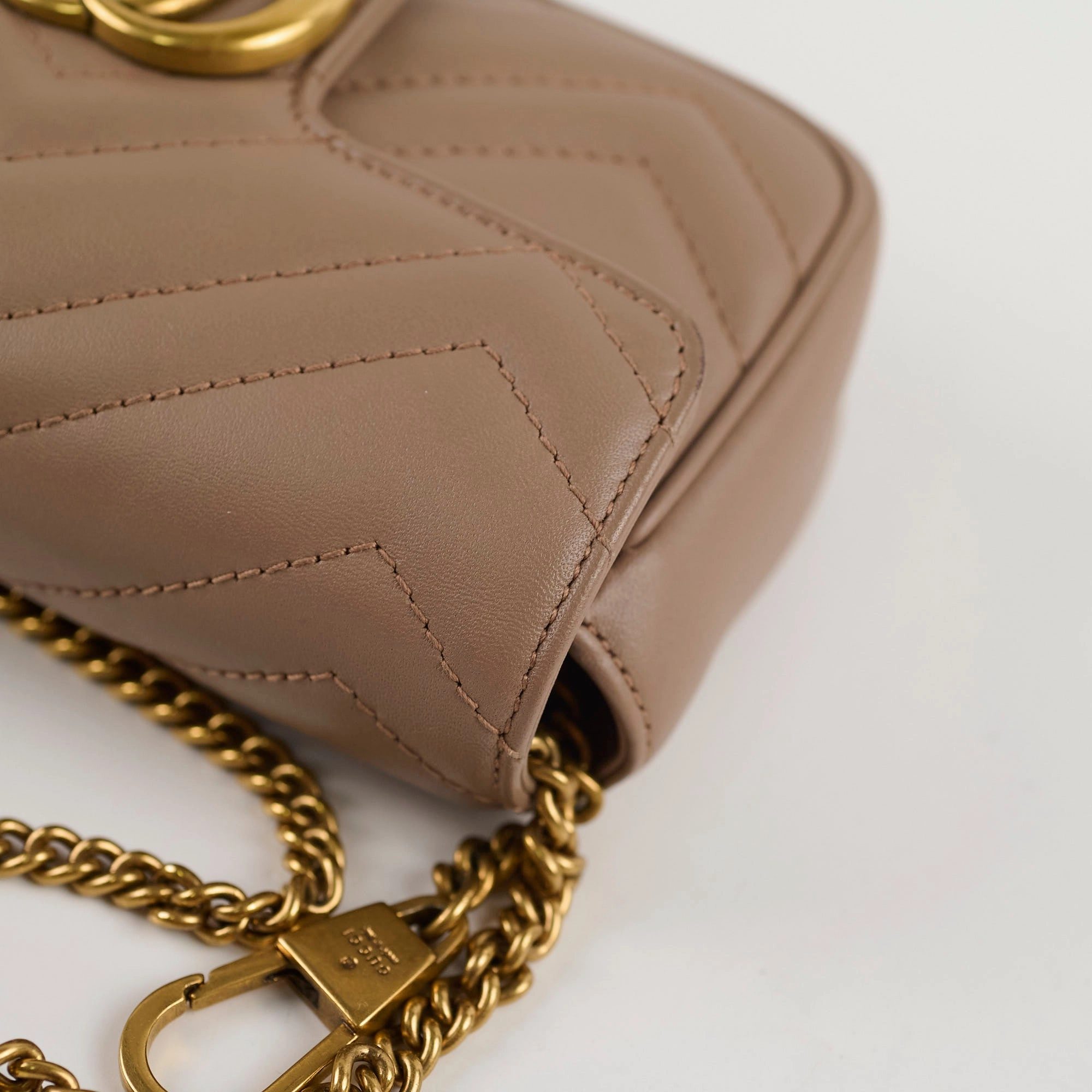 Gucci GG Supermini Marmont Matelasse Beige / Dusty Pink