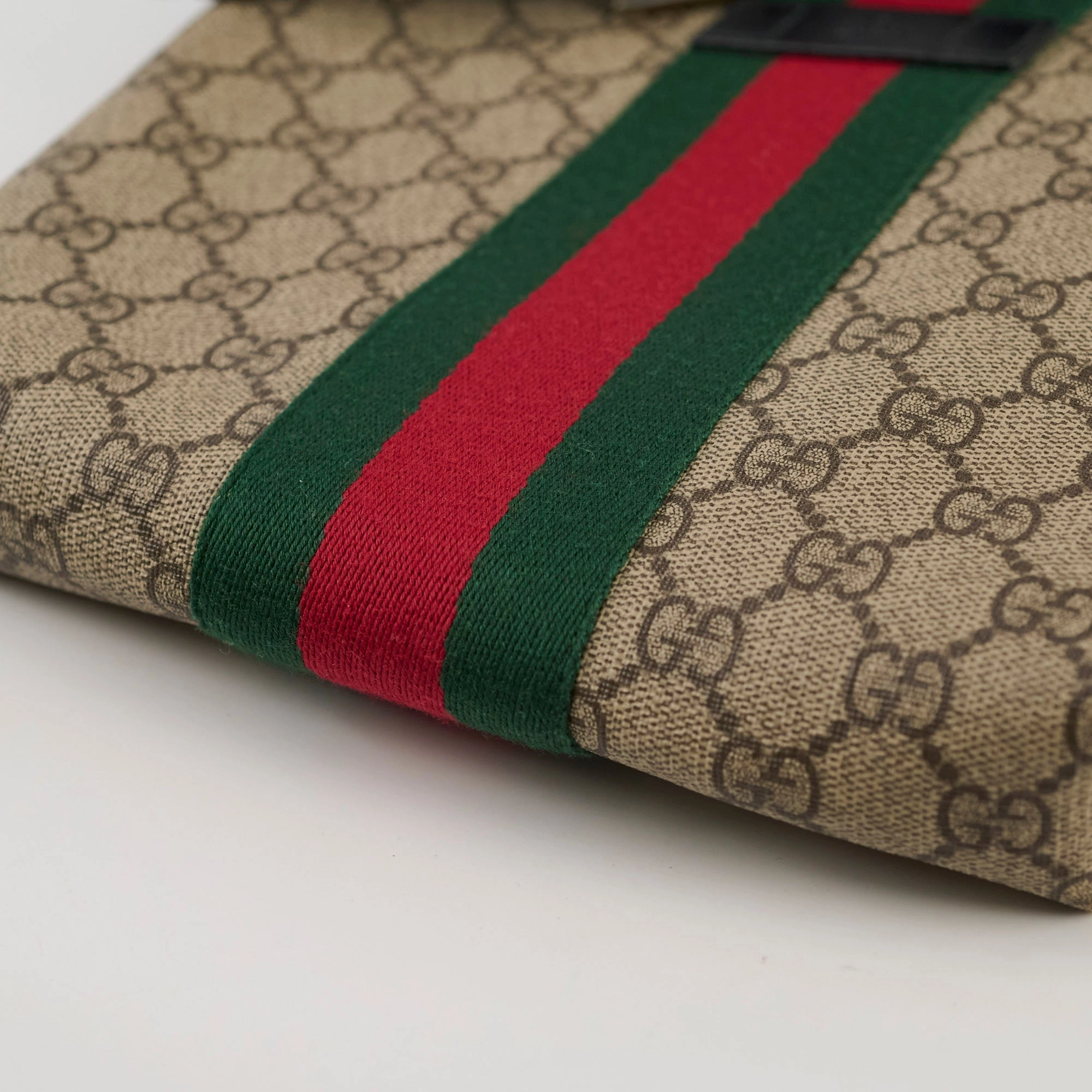 Gucci GG Supreme Messenger Bag