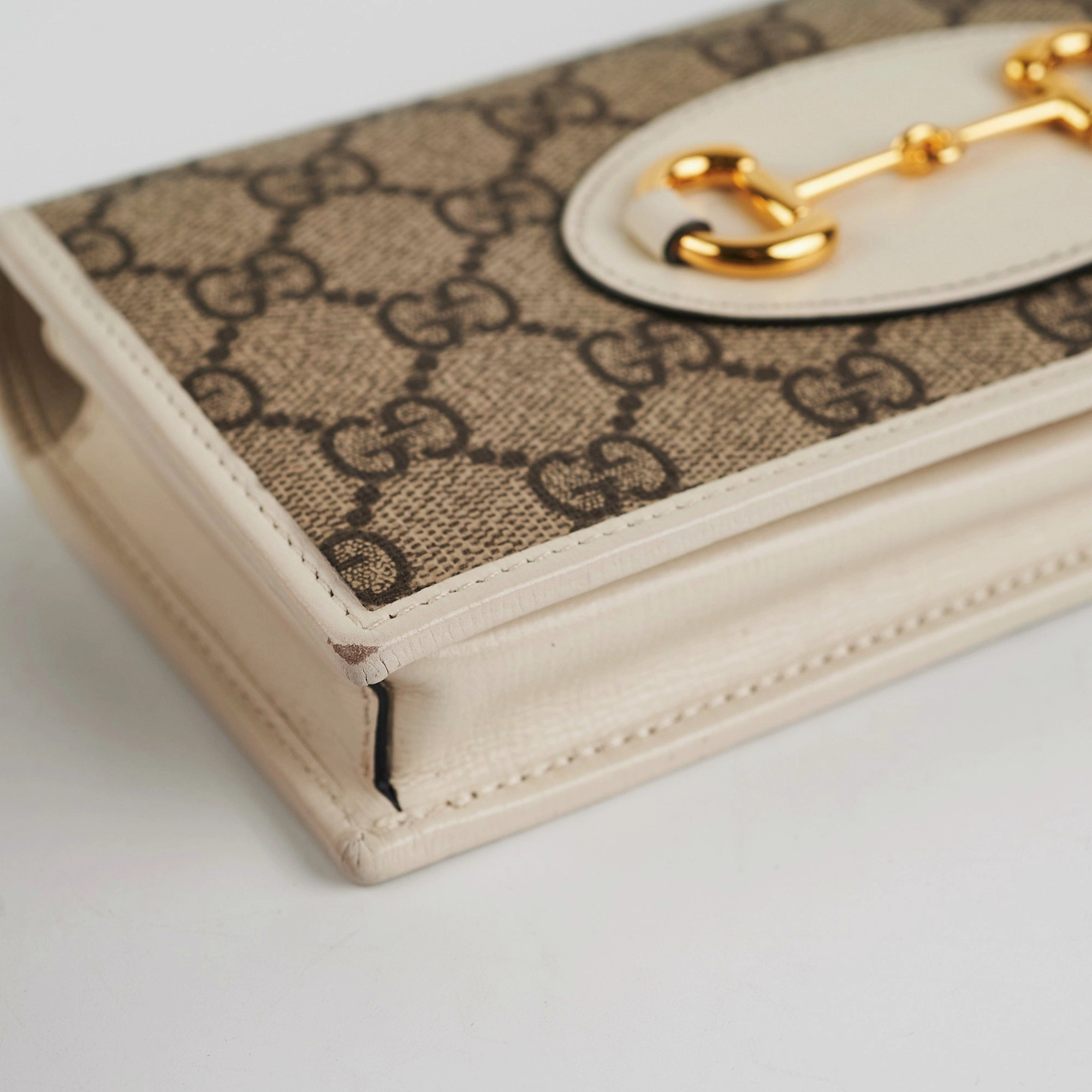 Gucci Horsebit 1955 White Wallet on Chain