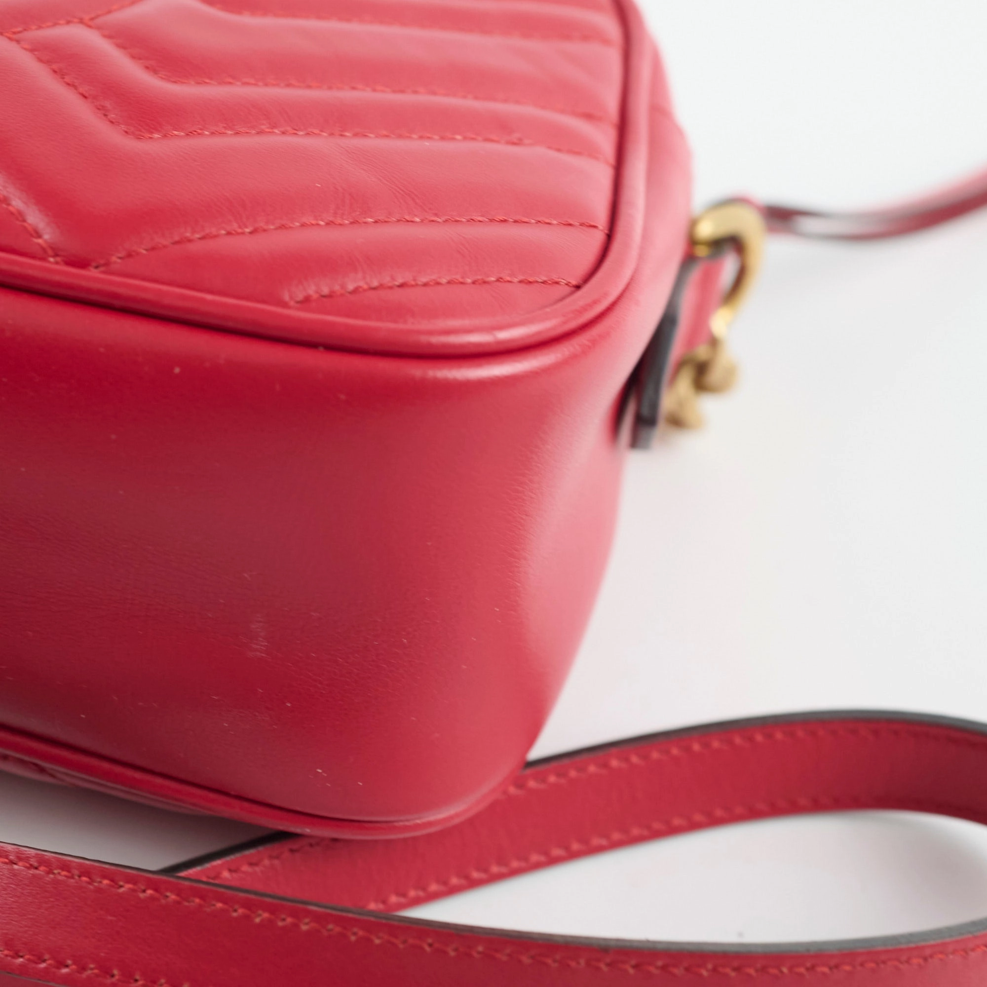 Gucci Marmont Camera Bag Red