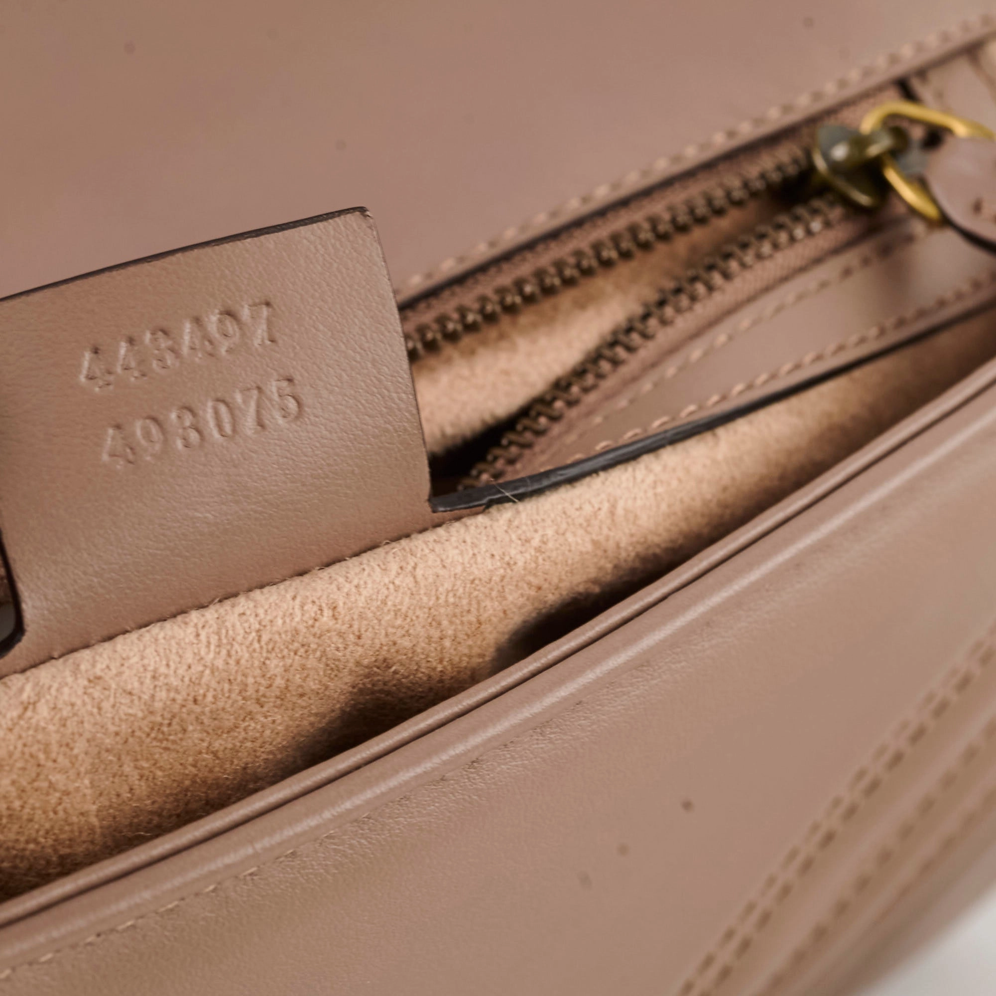 Gucci Marmont Medium Shoulder Bag Beige / Dusty Pink