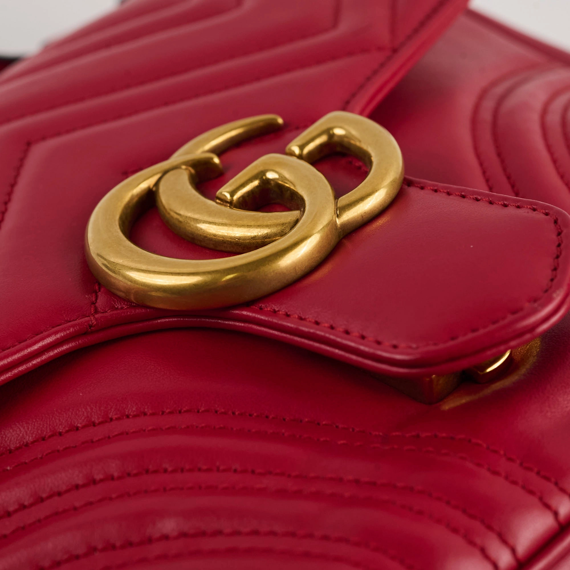 Gucci Marmont Top Handle Red