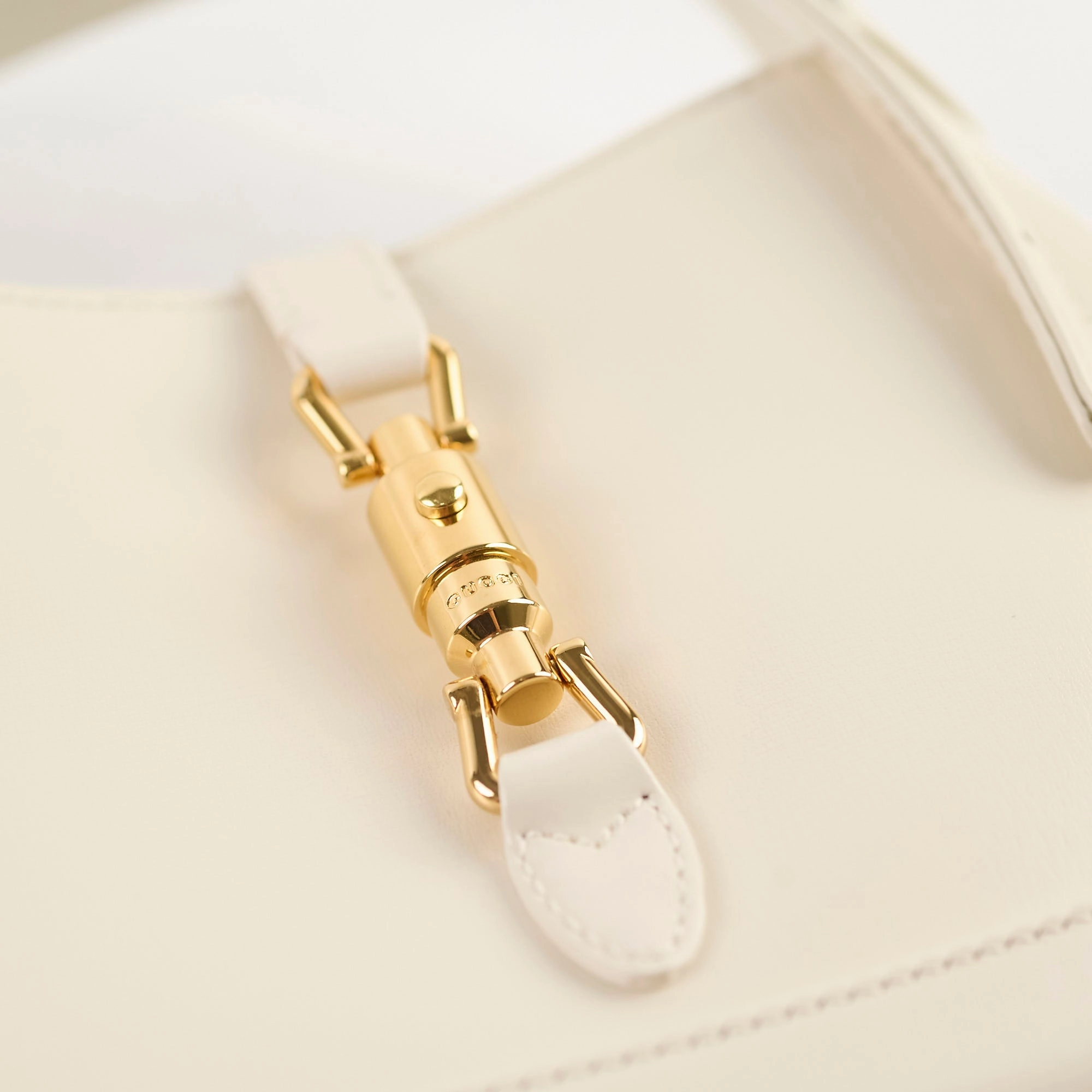 Gucci Mini Jackie Ivory