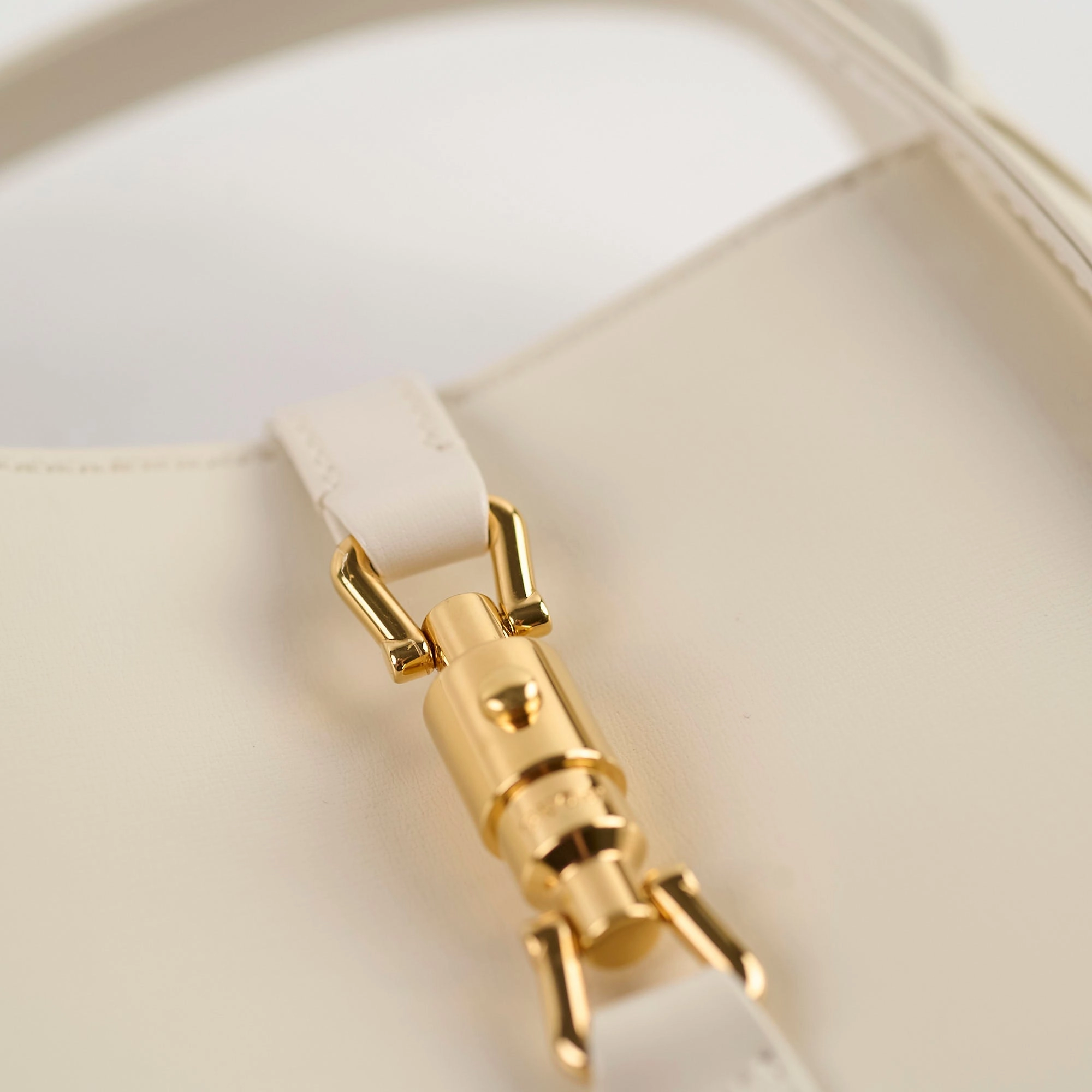 Gucci Mini Jackie Ivory