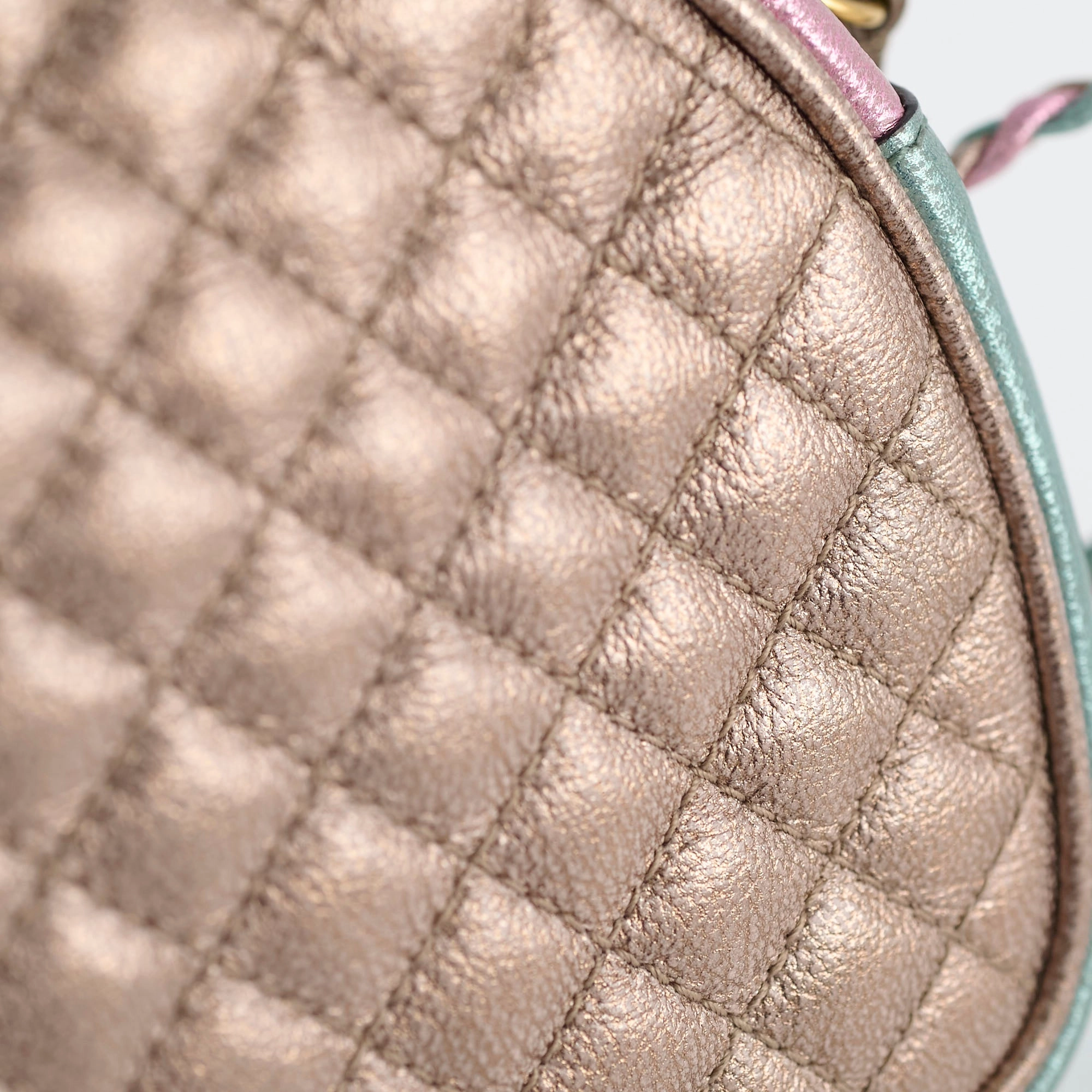 Gucci Mini Trapunated Zumi Crossbody Bag Multicolour