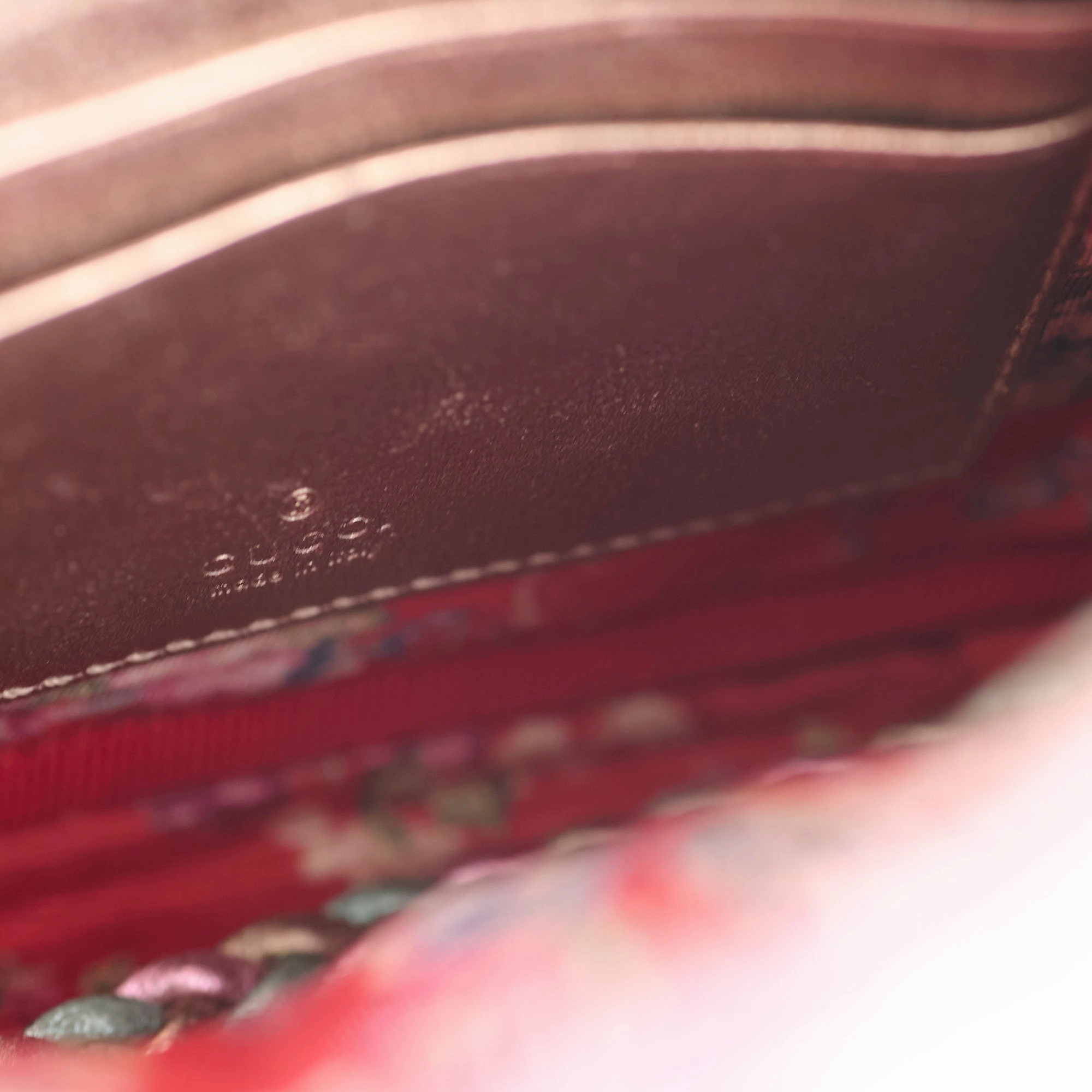 Gucci Mini Trapunated Zumi Crossbody Bag Multicolour