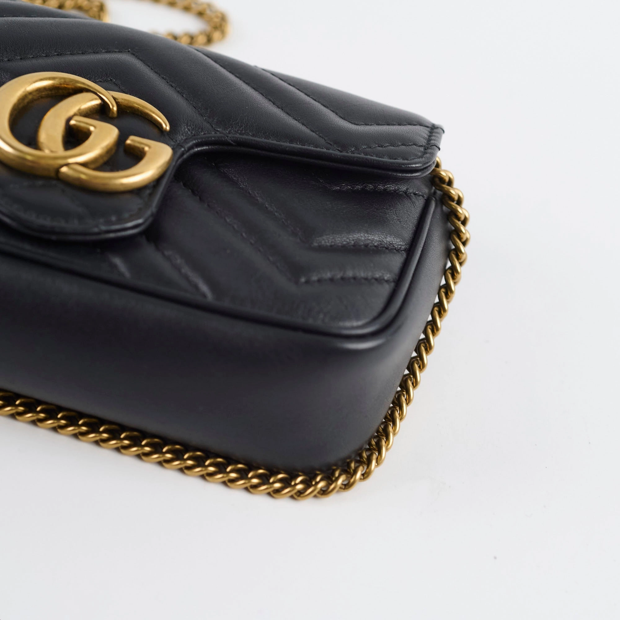 Gucci Supermini Black Marmont