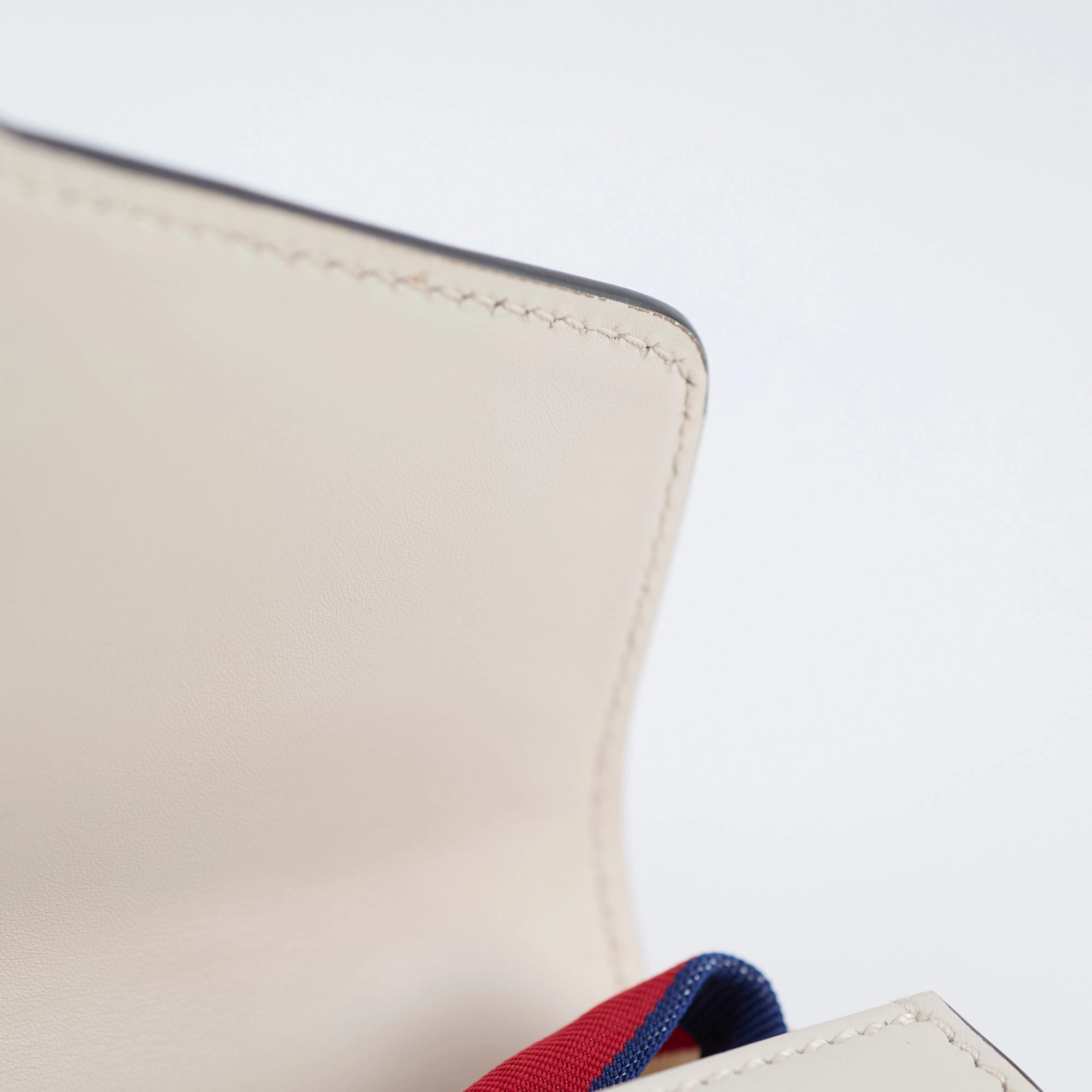 Gucci Sylvie Small Chain Bag White/Ivory