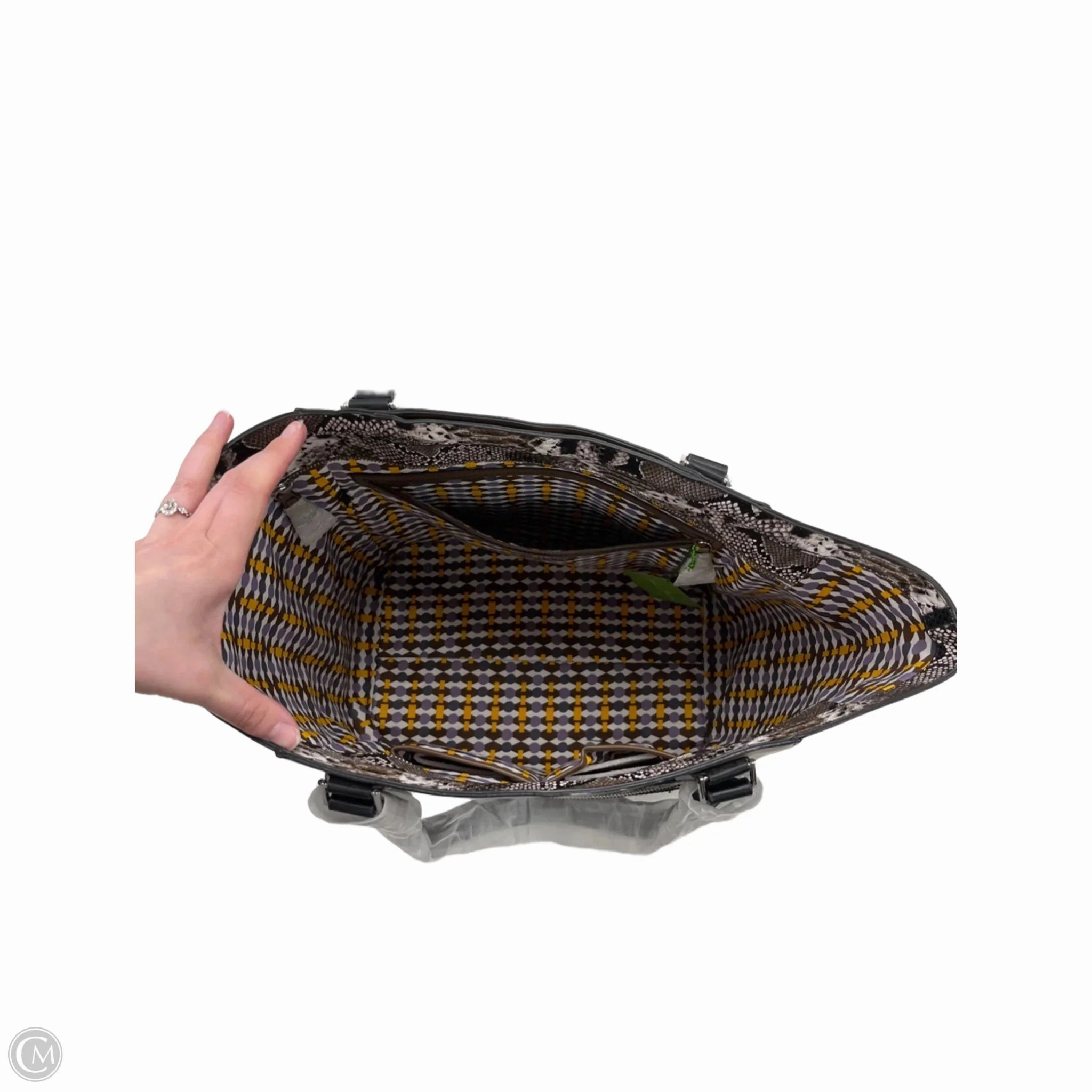 Handbag By Vera Bradley, Size: Large