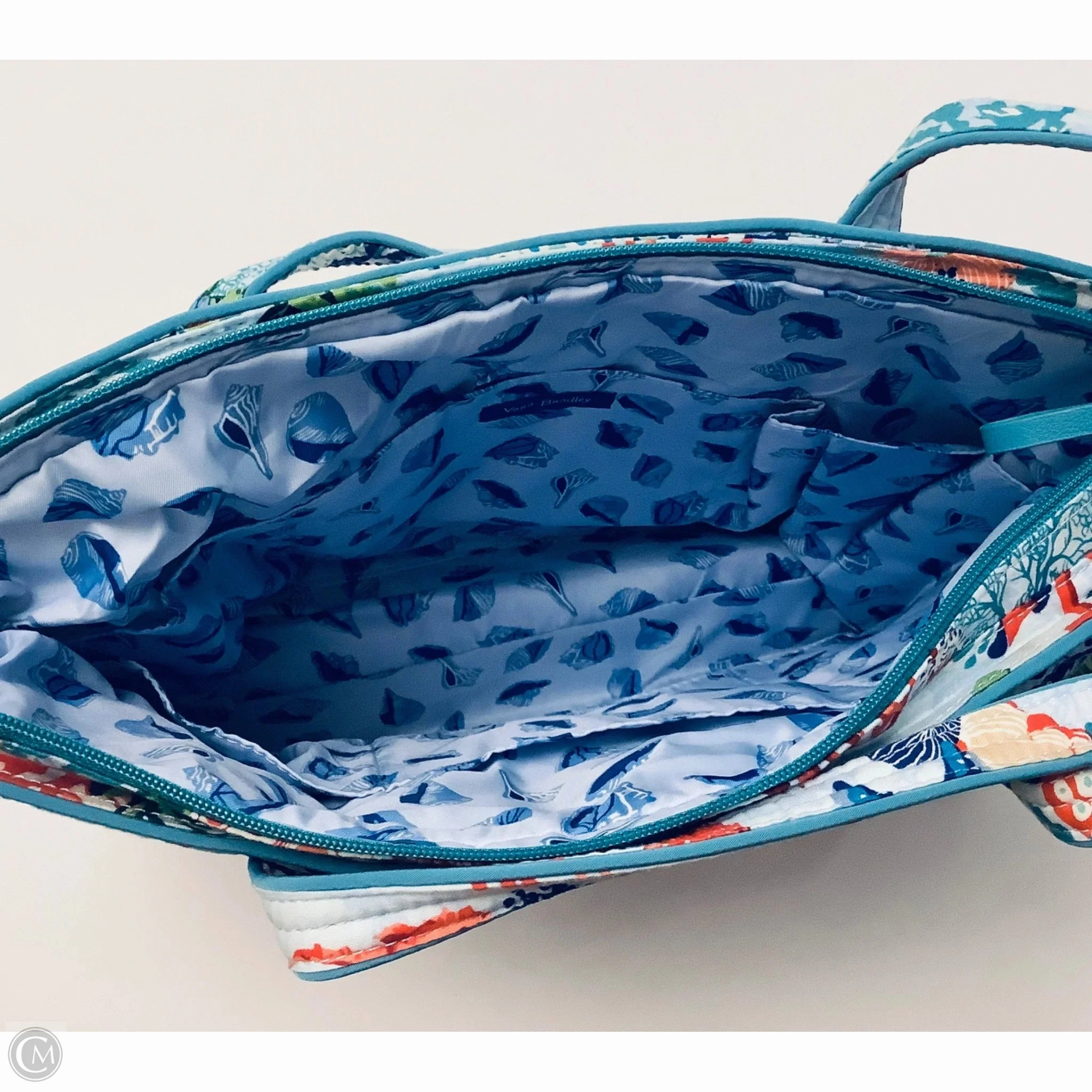 Handbag By Vera Bradley, Size: Medium