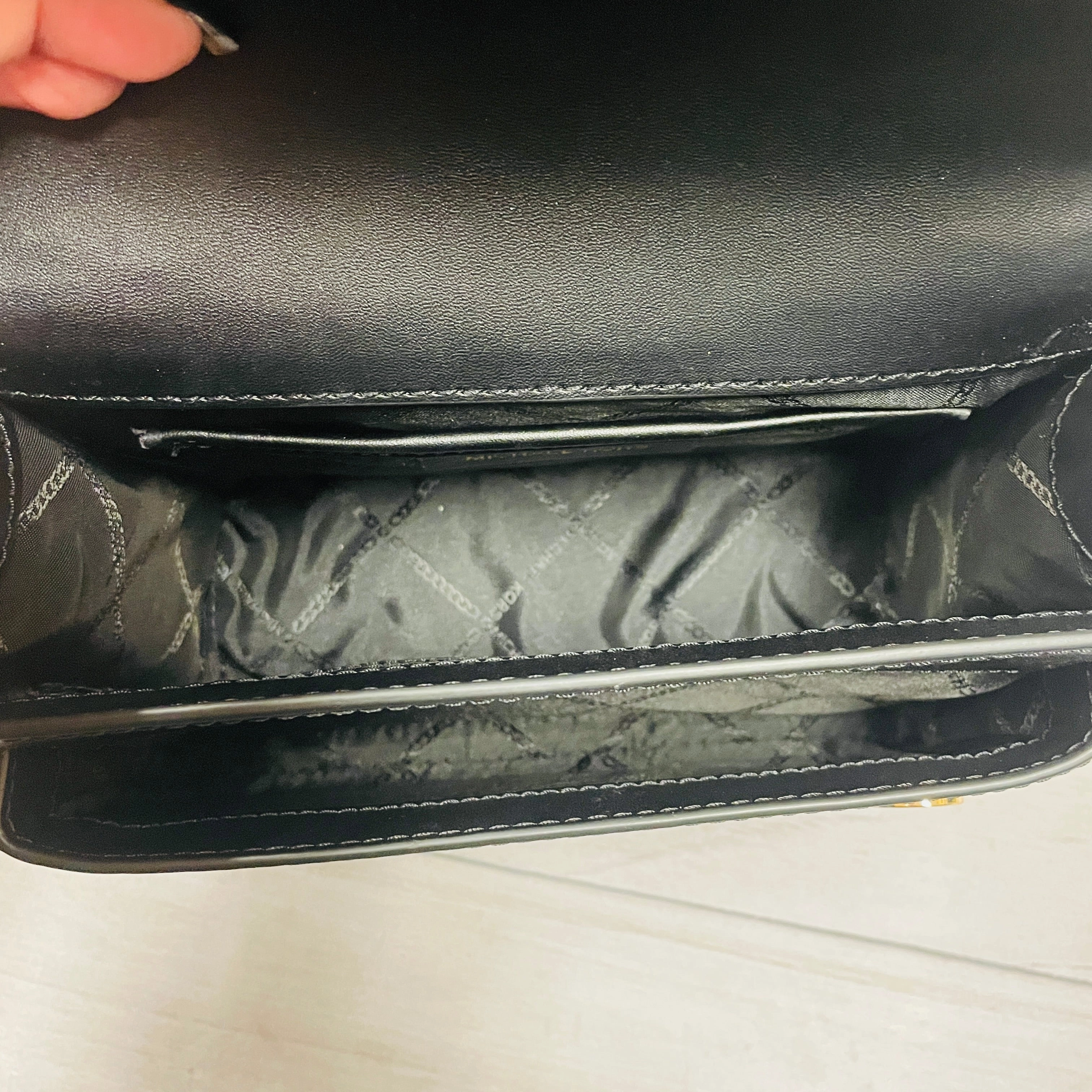 Handbag Designer By Michael By Michael Kors  Size: Small