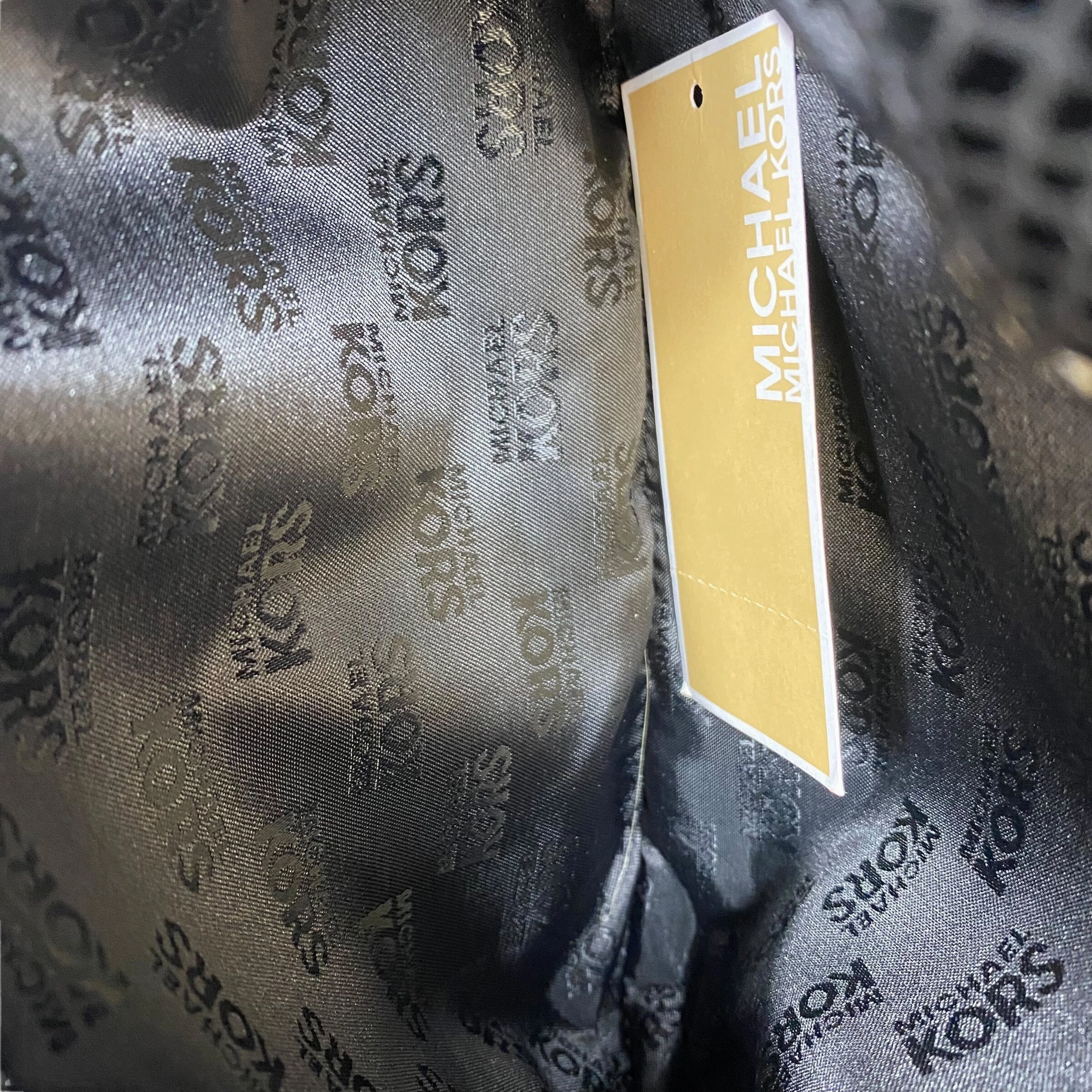 Handbag Designer By Michael Kors  Size: Medium