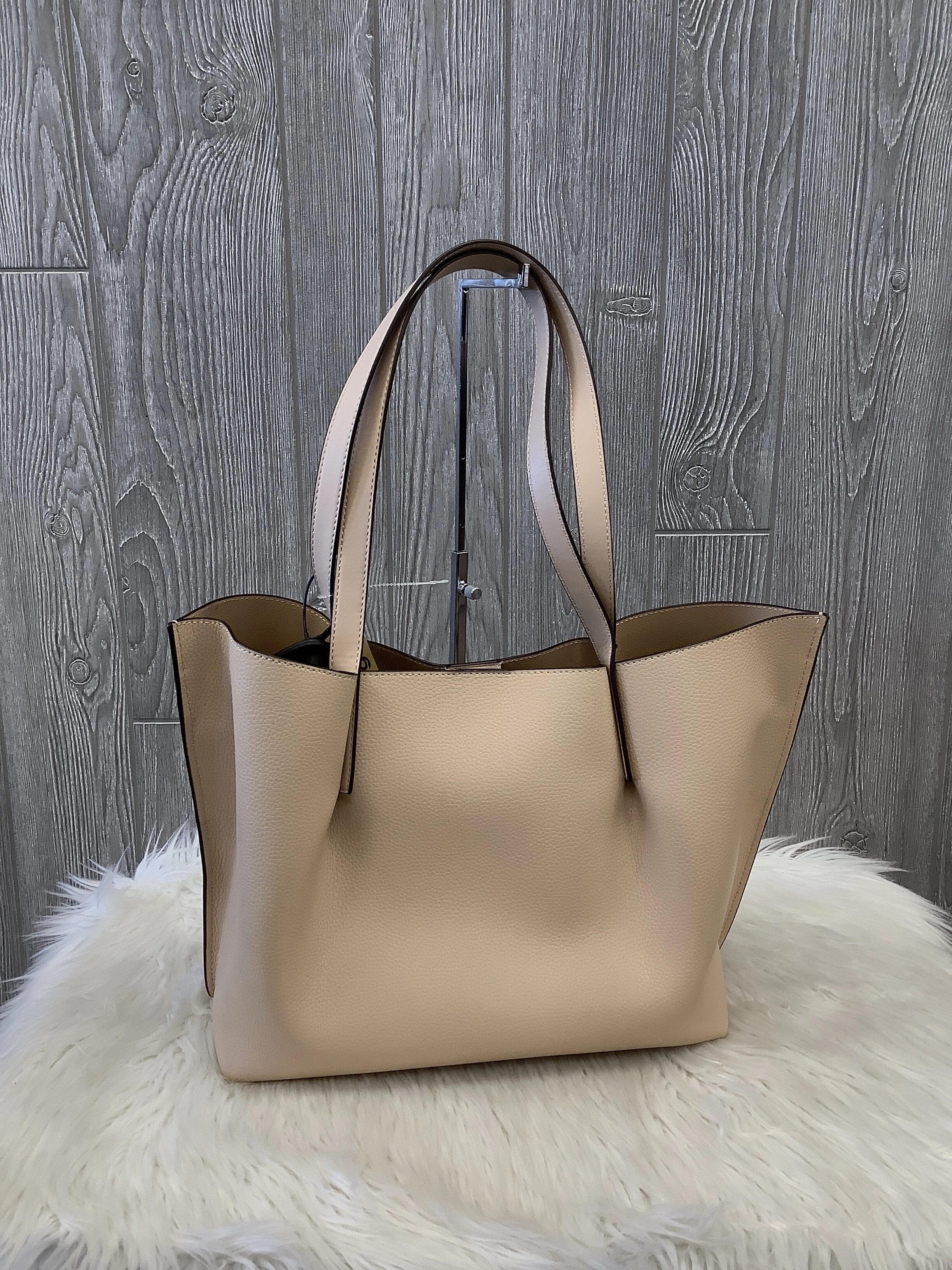 Handbag Designer By Michael Kors  Size: Medium