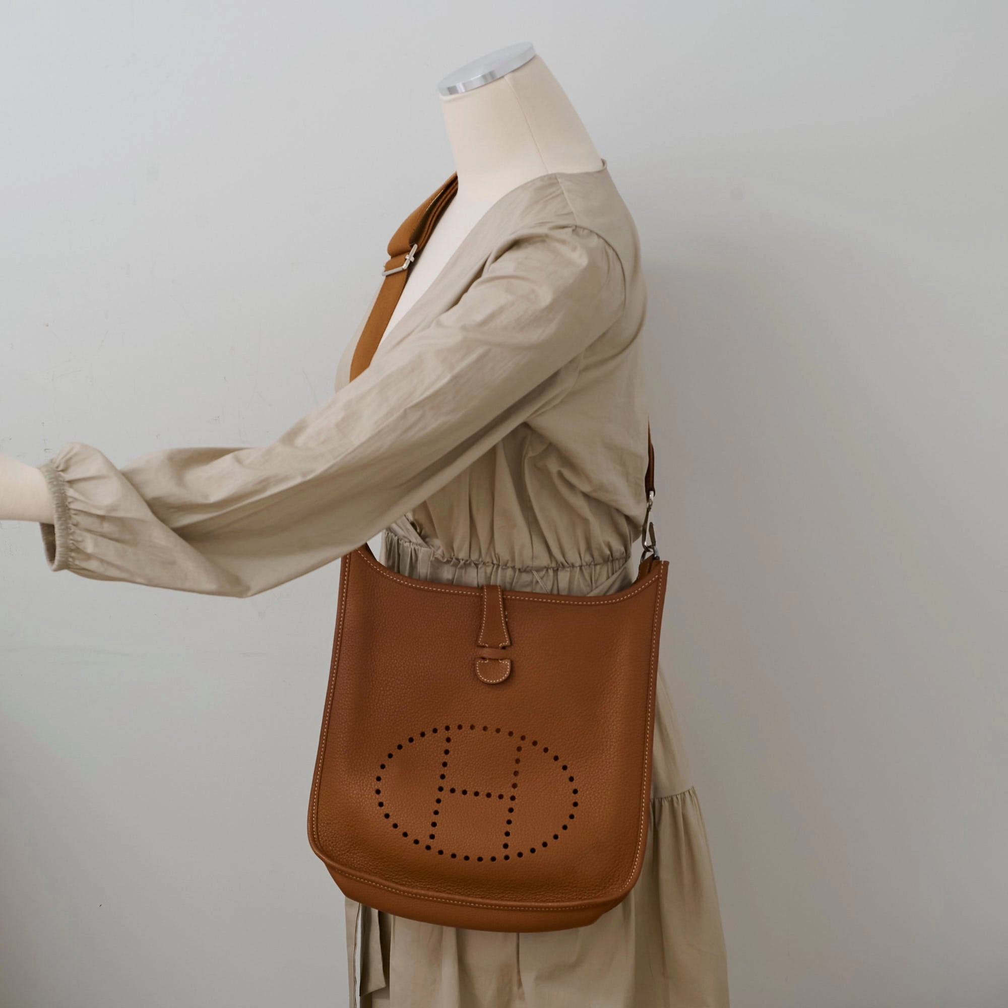 Hermes Evelyn 29 Gold Stamp M Square