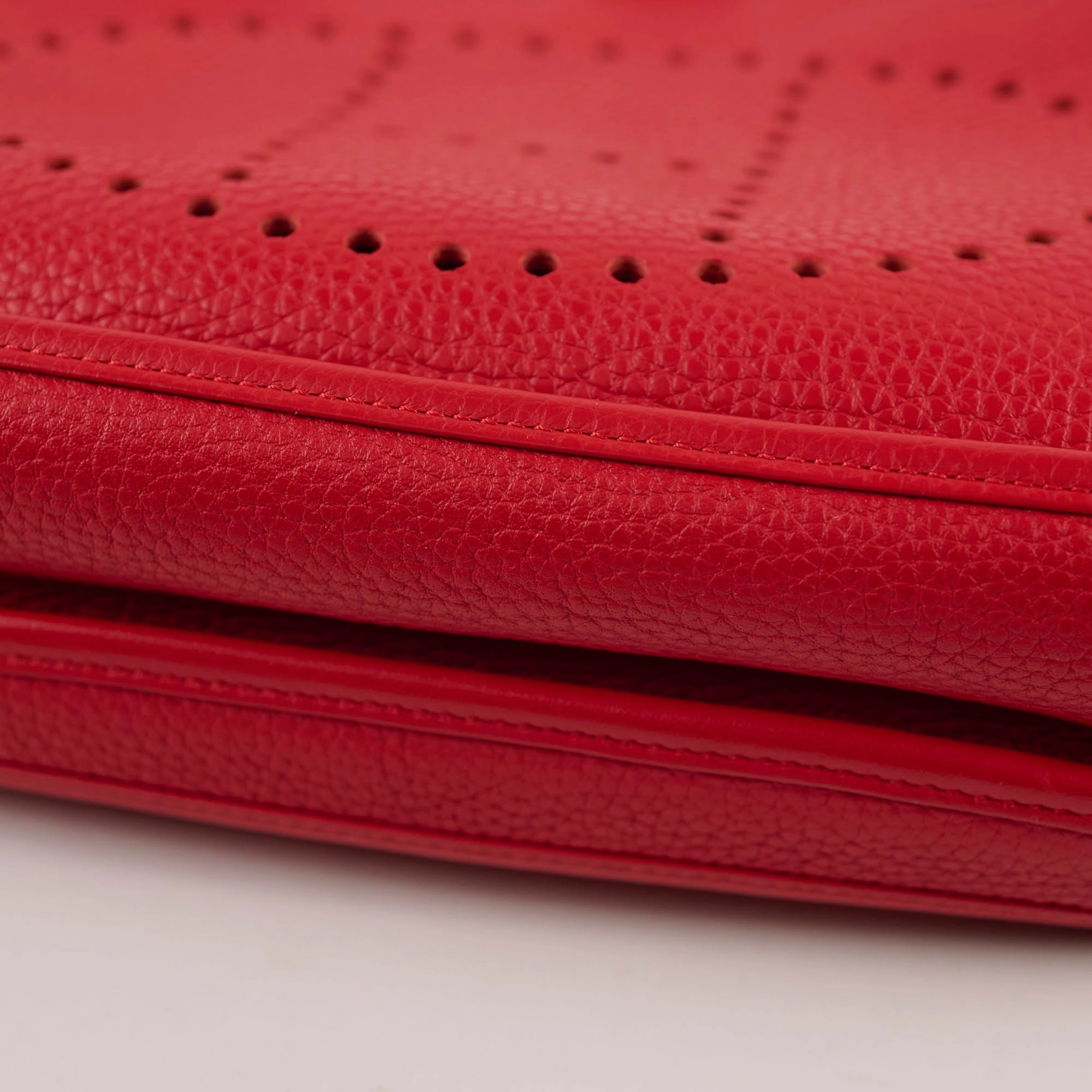 Hermes Evelyne 29 Clemence Red Stamp A (2017)