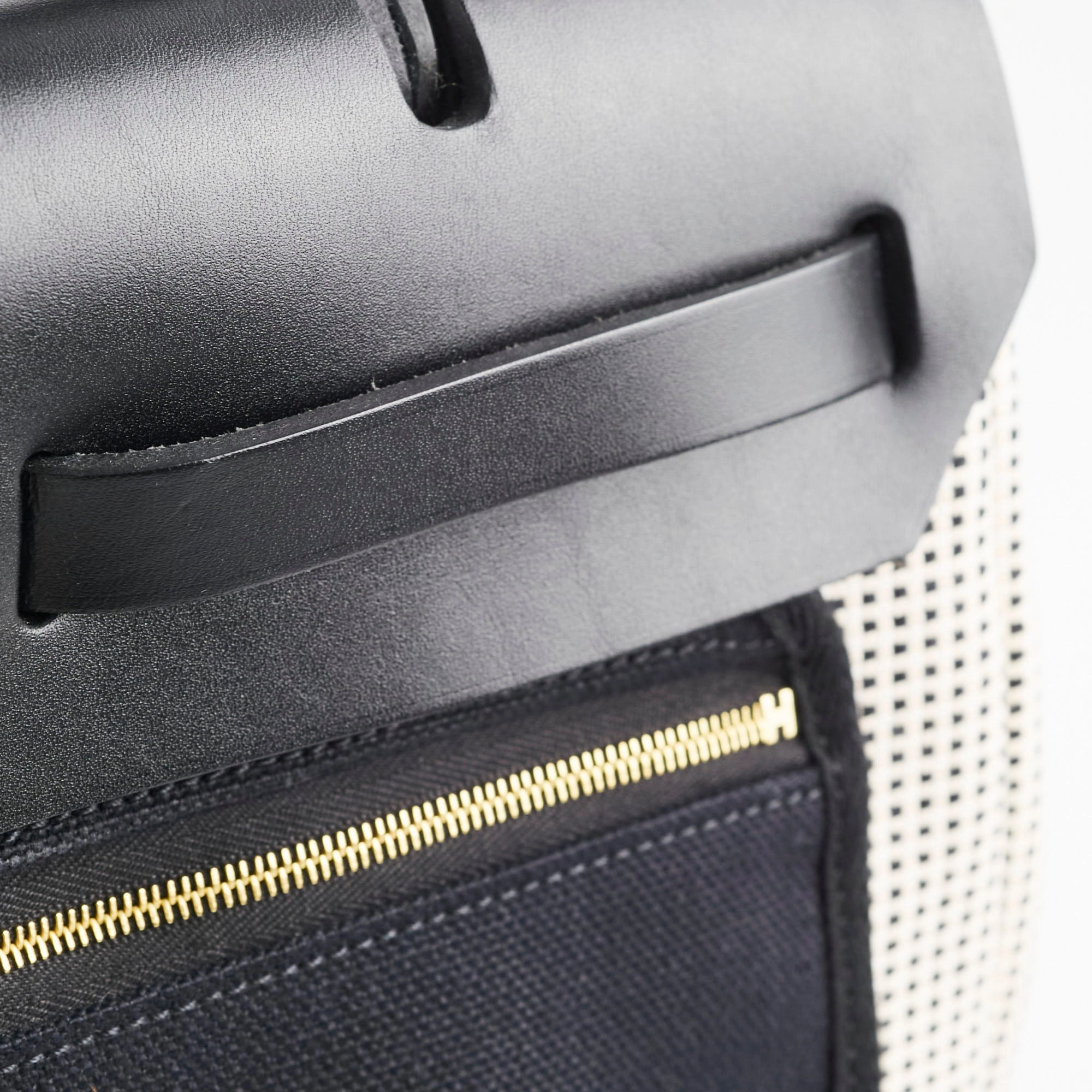 Hermes Herbag 31 Black/White U Stamp 2022