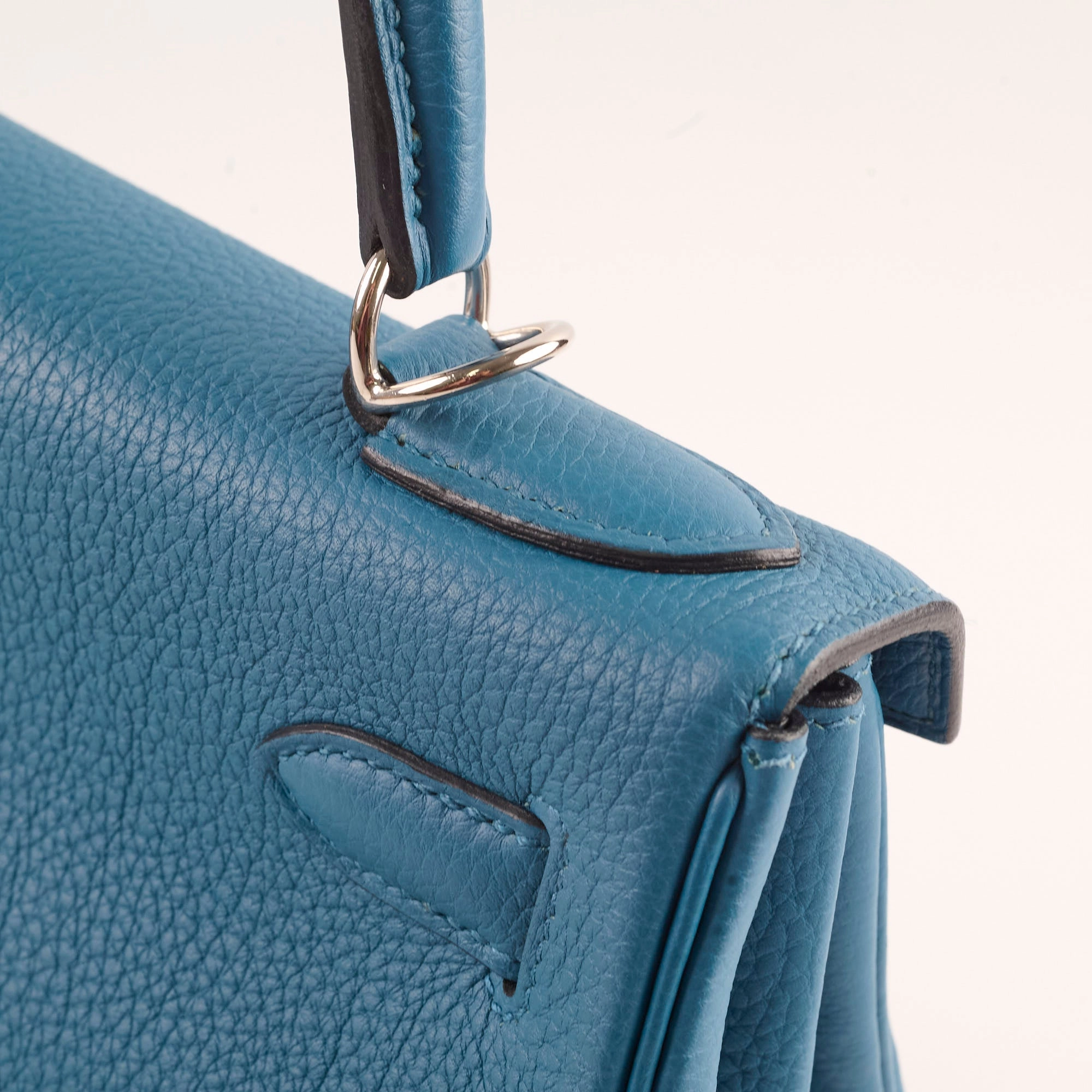 Hermes Kelly 28 blue T Stamp