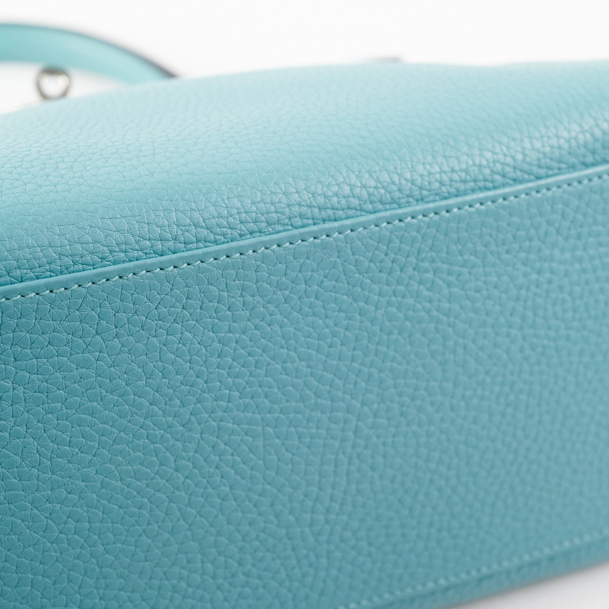 Hermes Kelly 28 Clemence Blue Atol