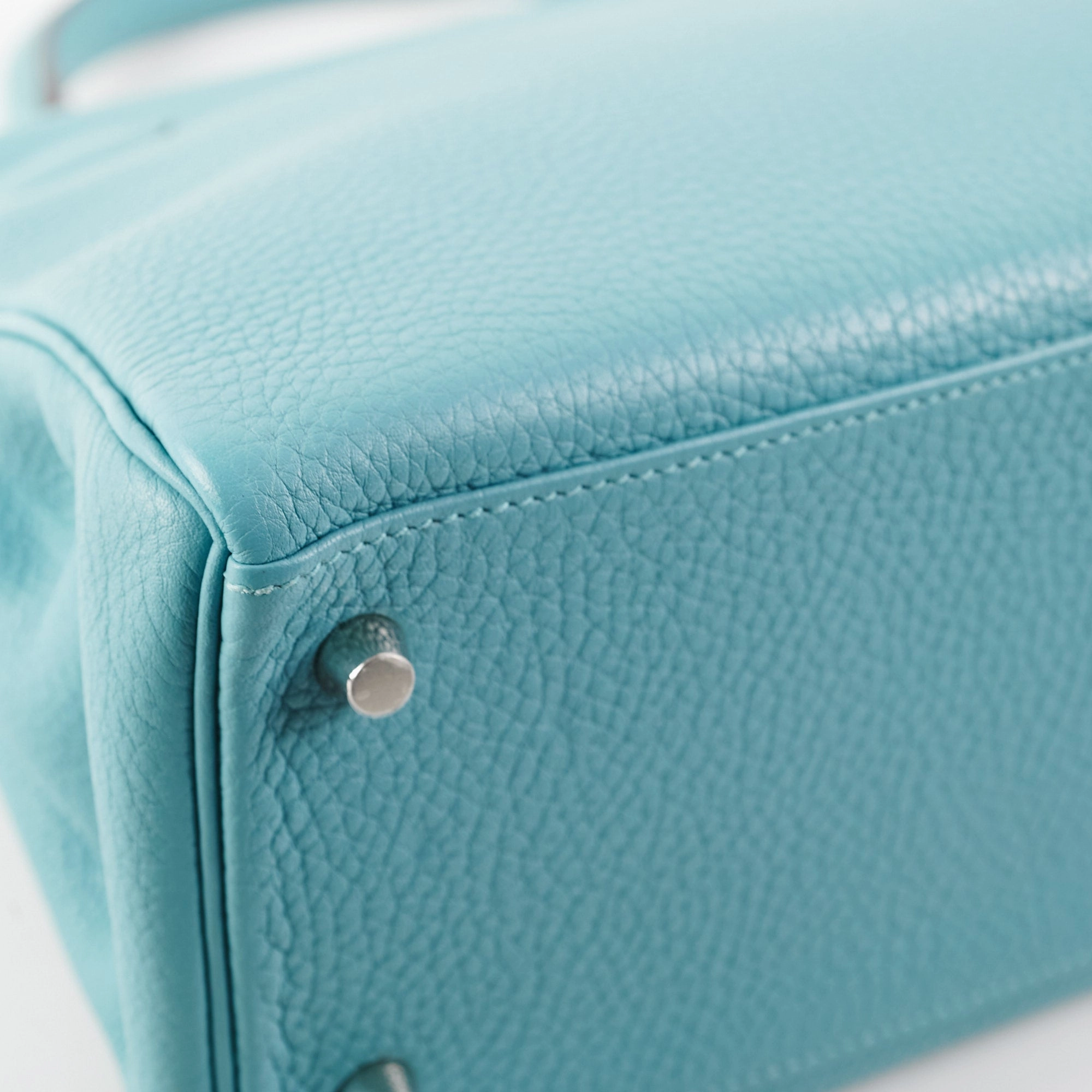 Hermes Kelly 28 Clemence Blue Atol