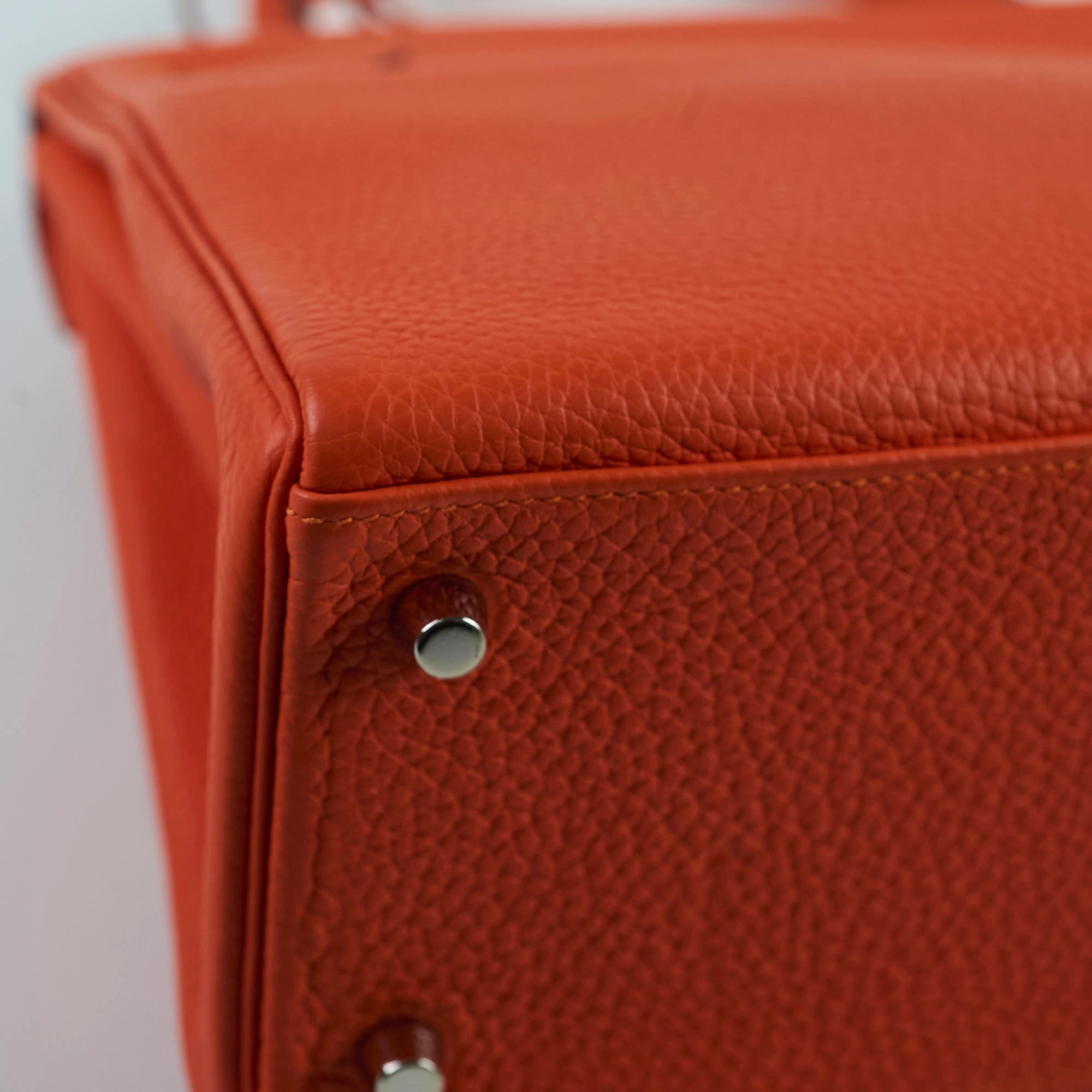 Hermes Kelly 28 Clemence Feu - Y Stamp
