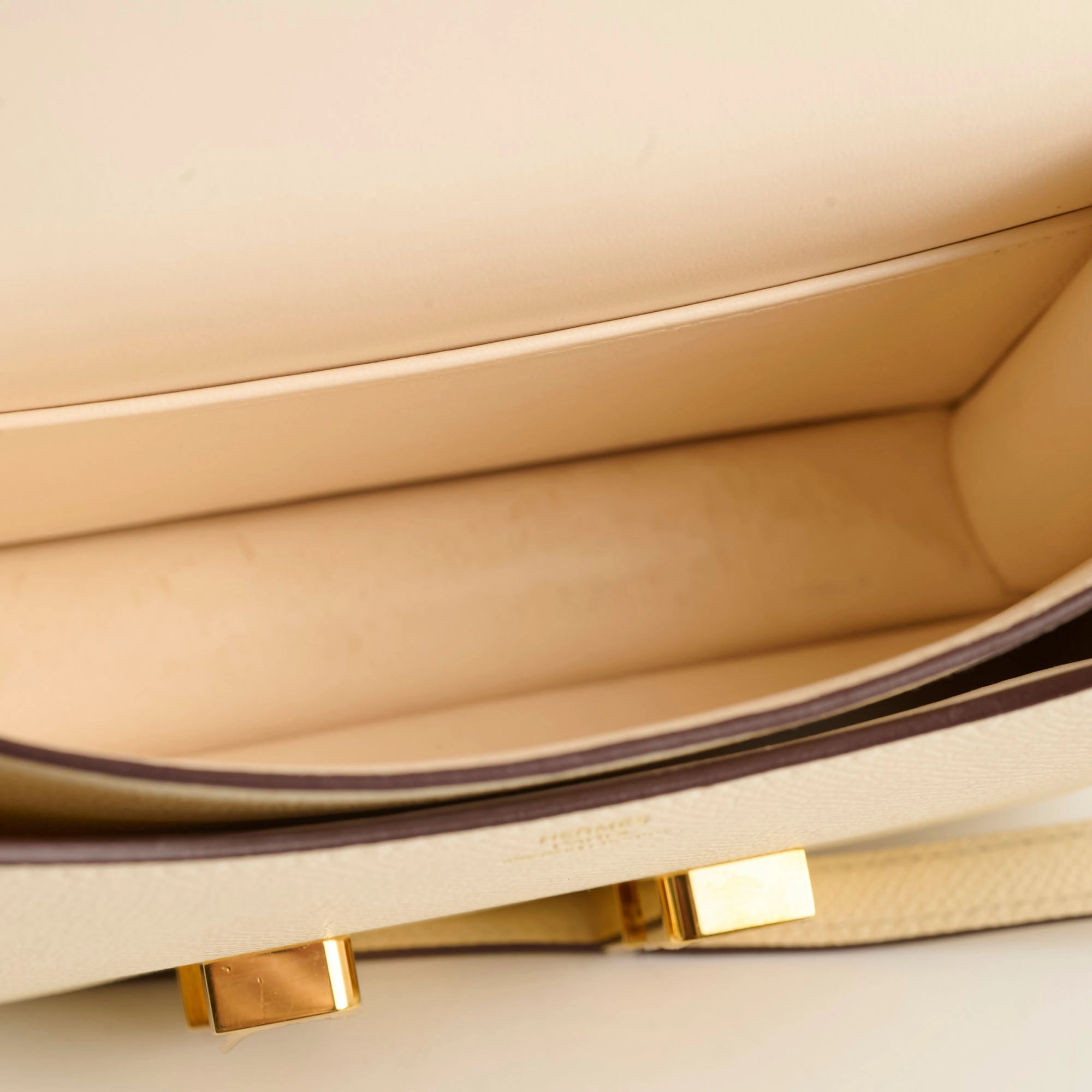 Hermes Mini Constance 18 Nata Epsom U Stamp 2022