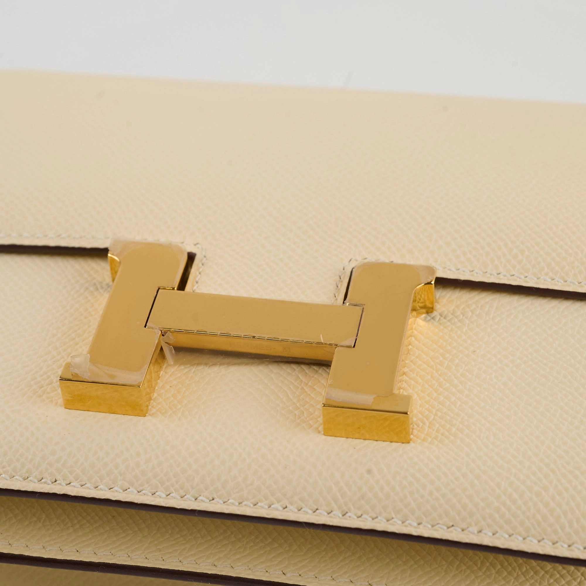Hermes Mini Constance 18 Nata Epsom U Stamp 2022