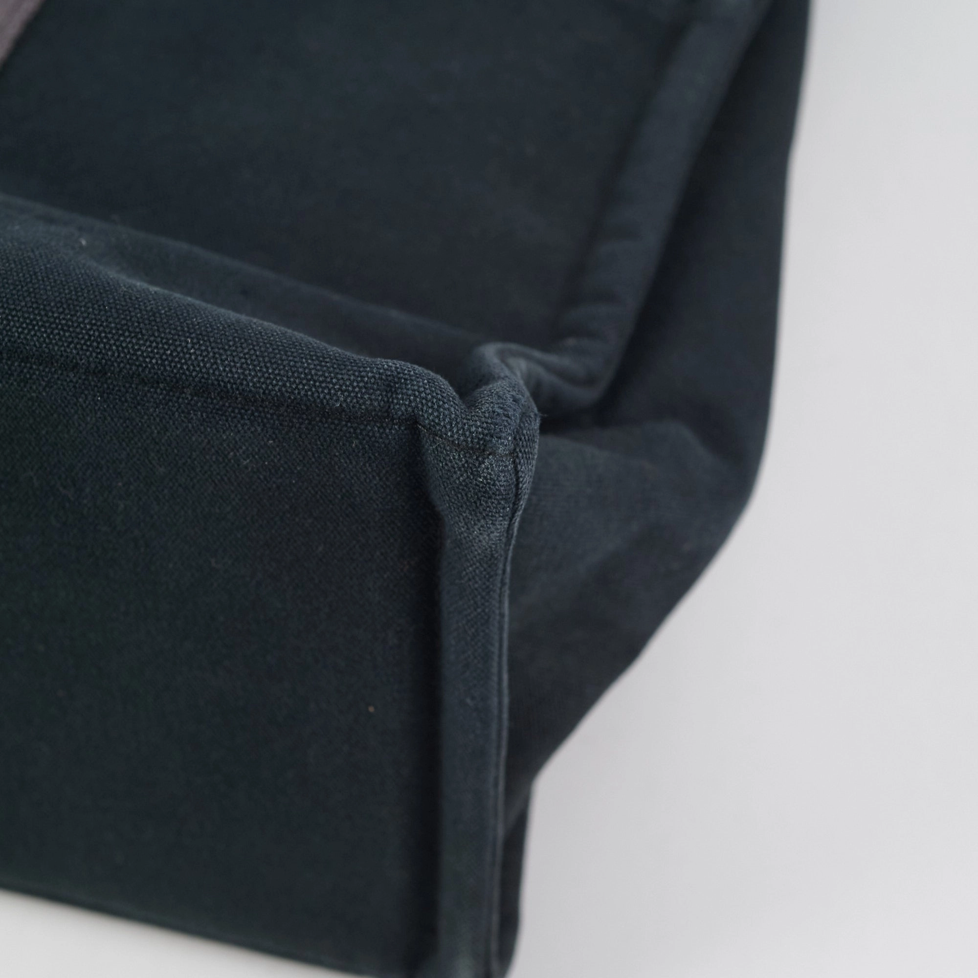 Hermes MM Fourre Tout Bag Black