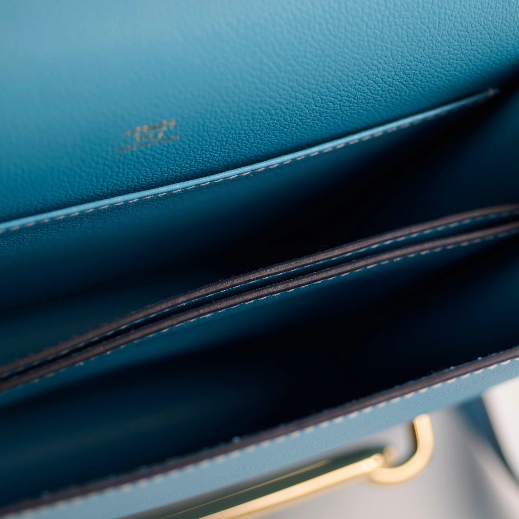 Hermes Roulis 23 Blue - D Stamp 2019