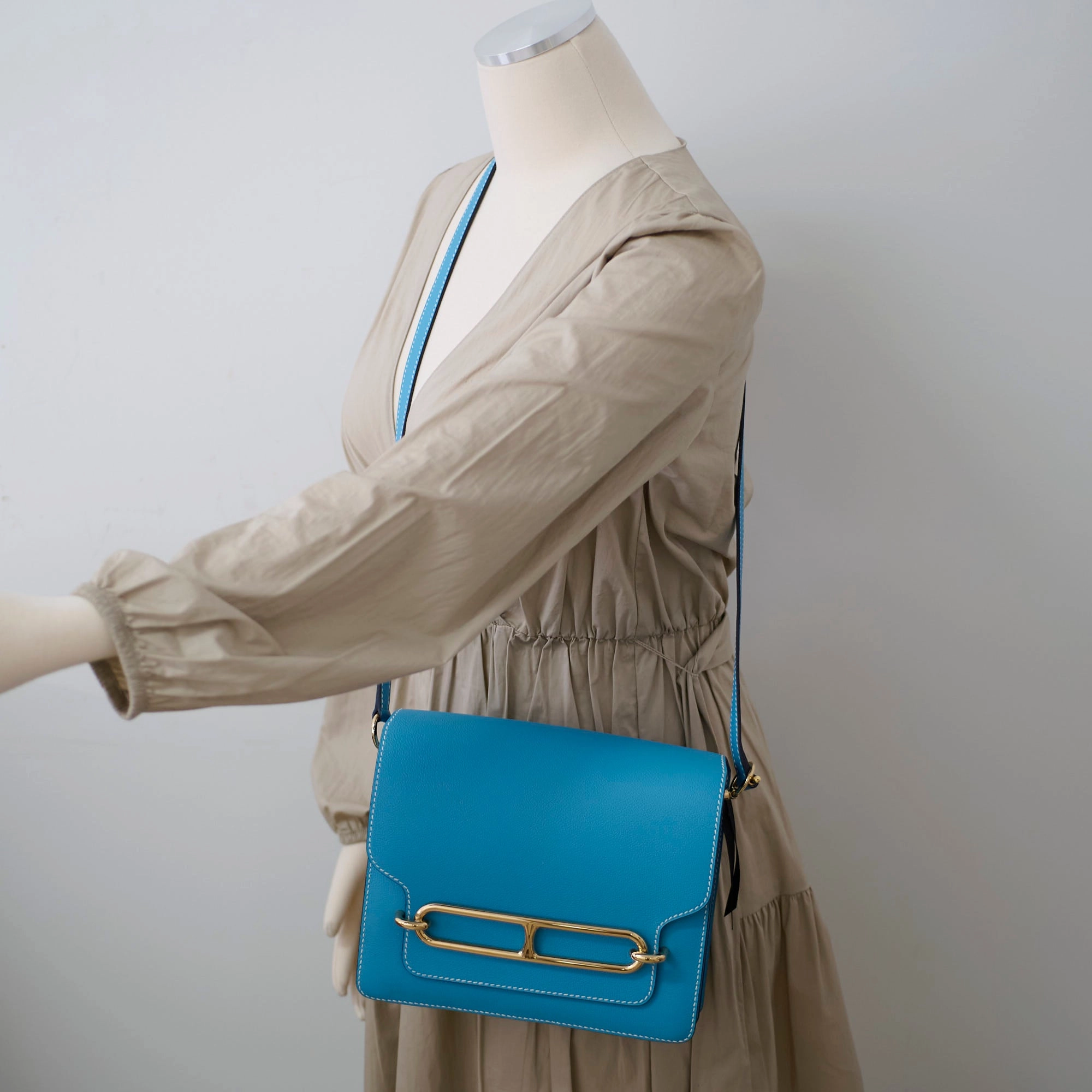 Hermes Roulis 23 Blue - D Stamp 2019