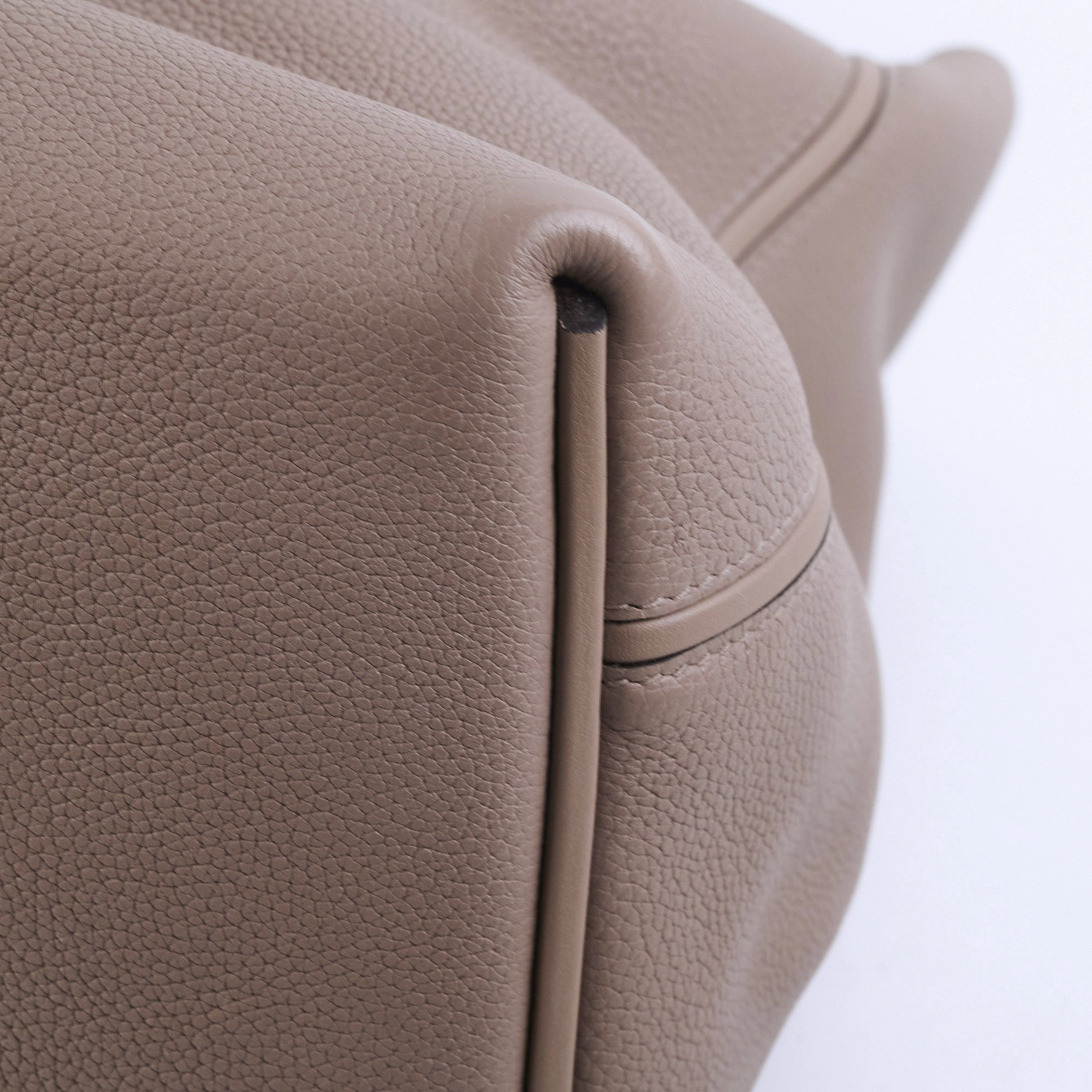 Hermes Van Cattle 24/24-35 Gris Asphalte Taurillon Stamp D (2019)