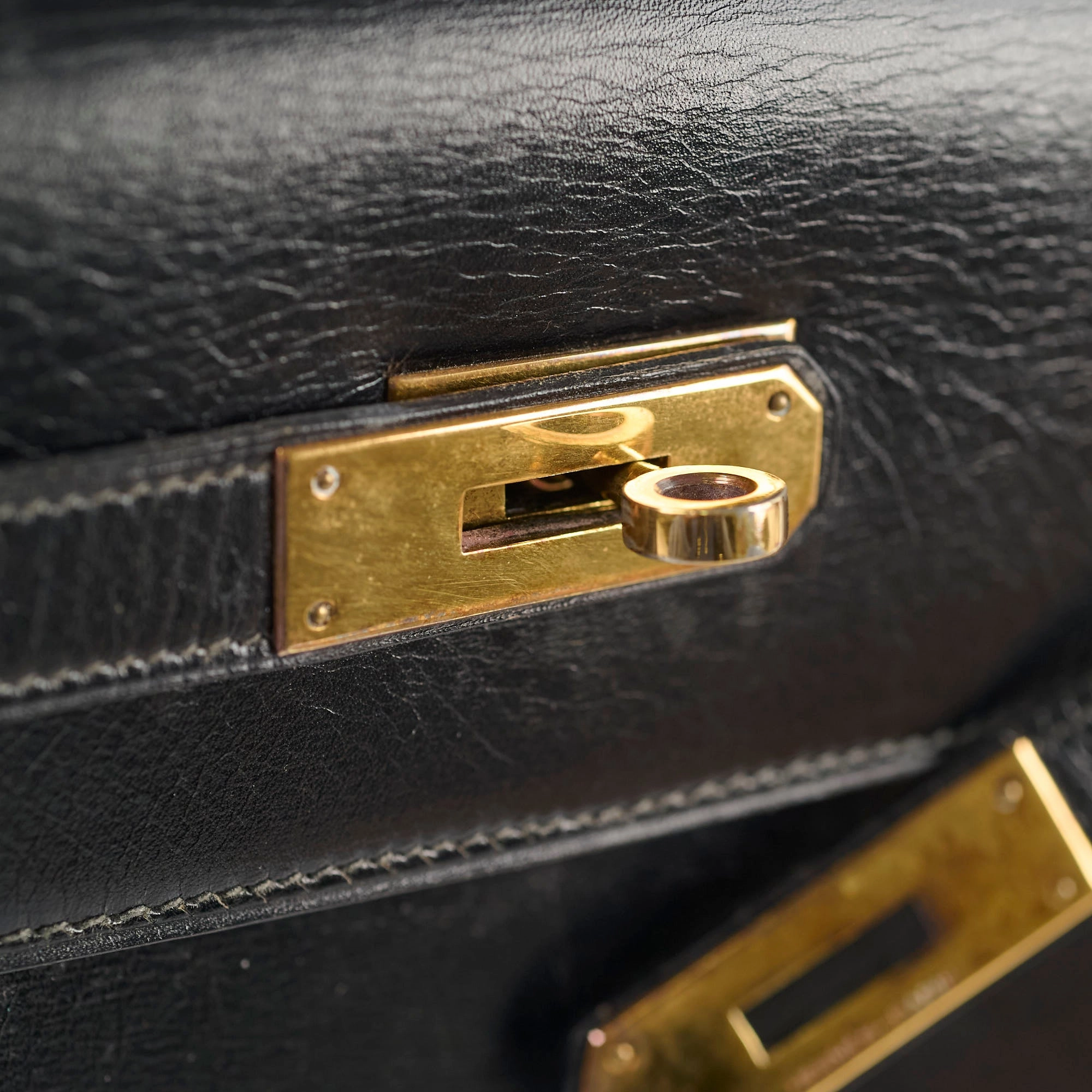 Hermes Vintage Kelly 32 Box Black J Circle Stamp 1980