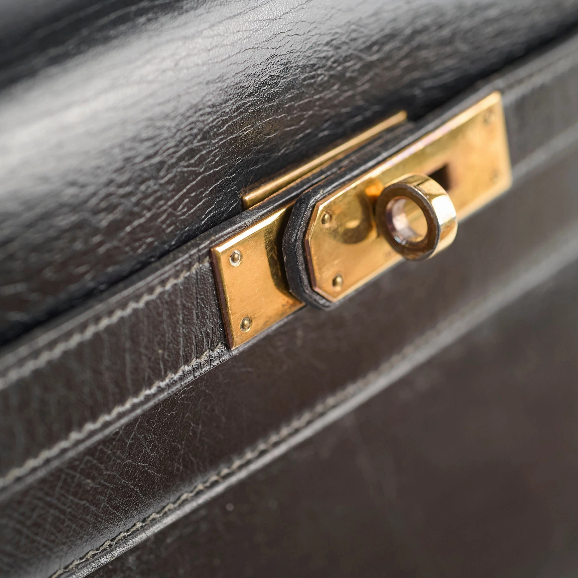 Hermes Vintage Kelly 32 Box Black J Circle Stamp 1980