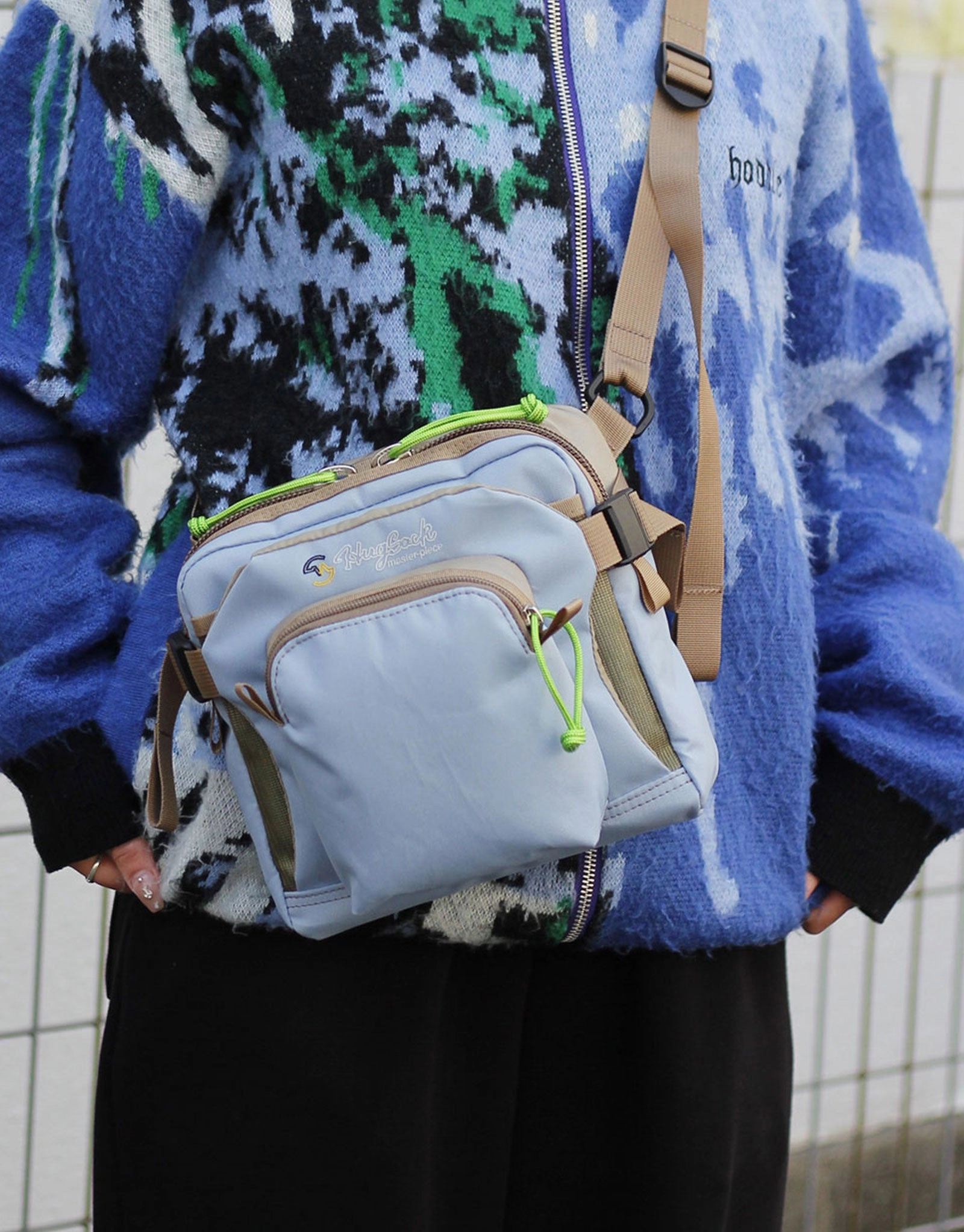 Hugsack Square Shoulder Bag No.03232