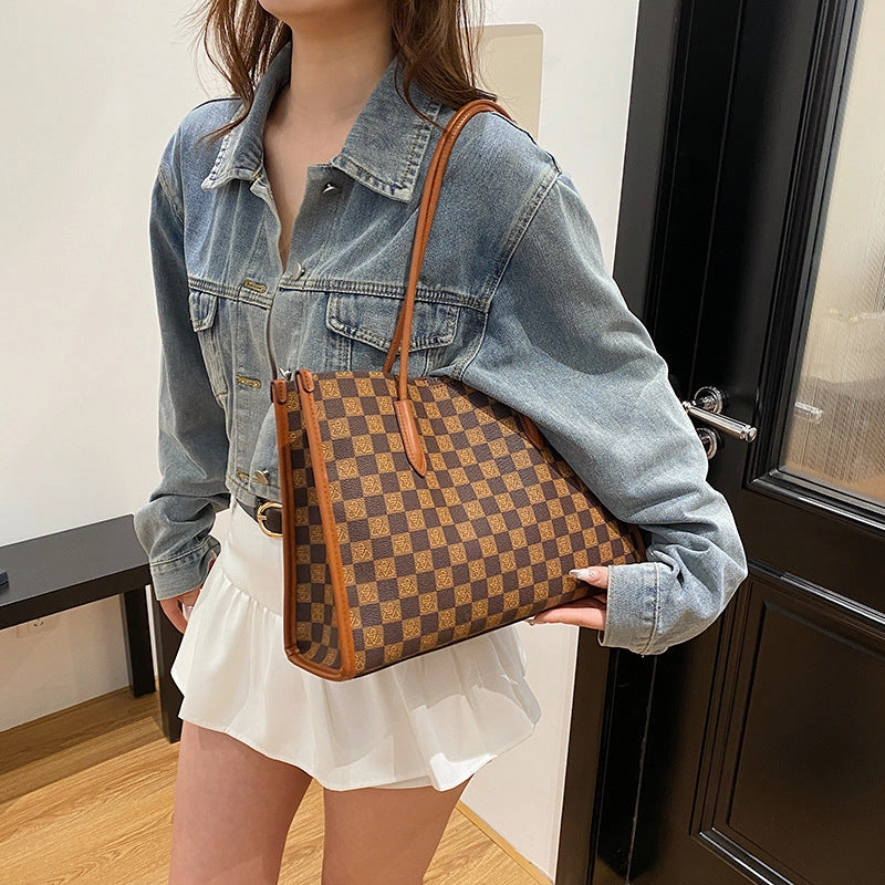 Large capacity shoulder portable tote bag