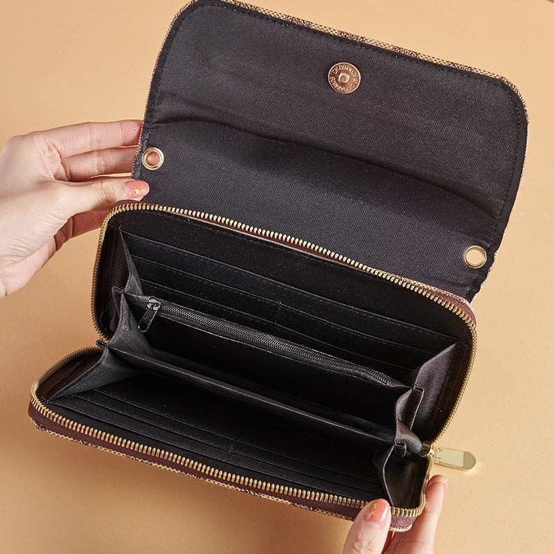 Large capacity wallet single pull mobile phone bag