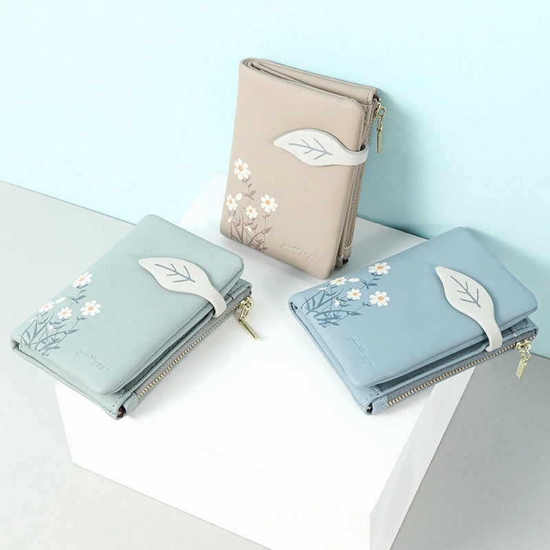 Little daisy print wallet