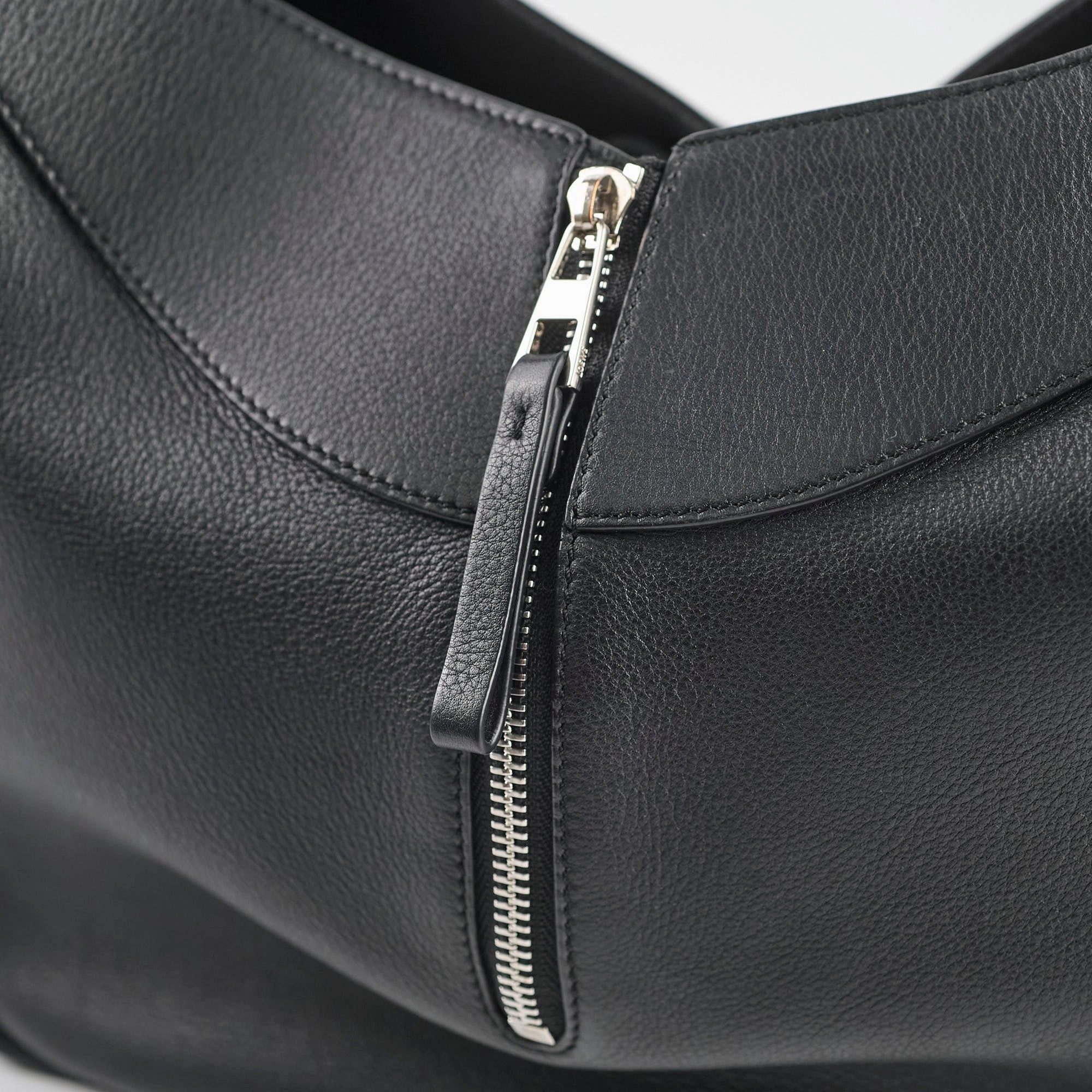 Loewe Hammock Small Black