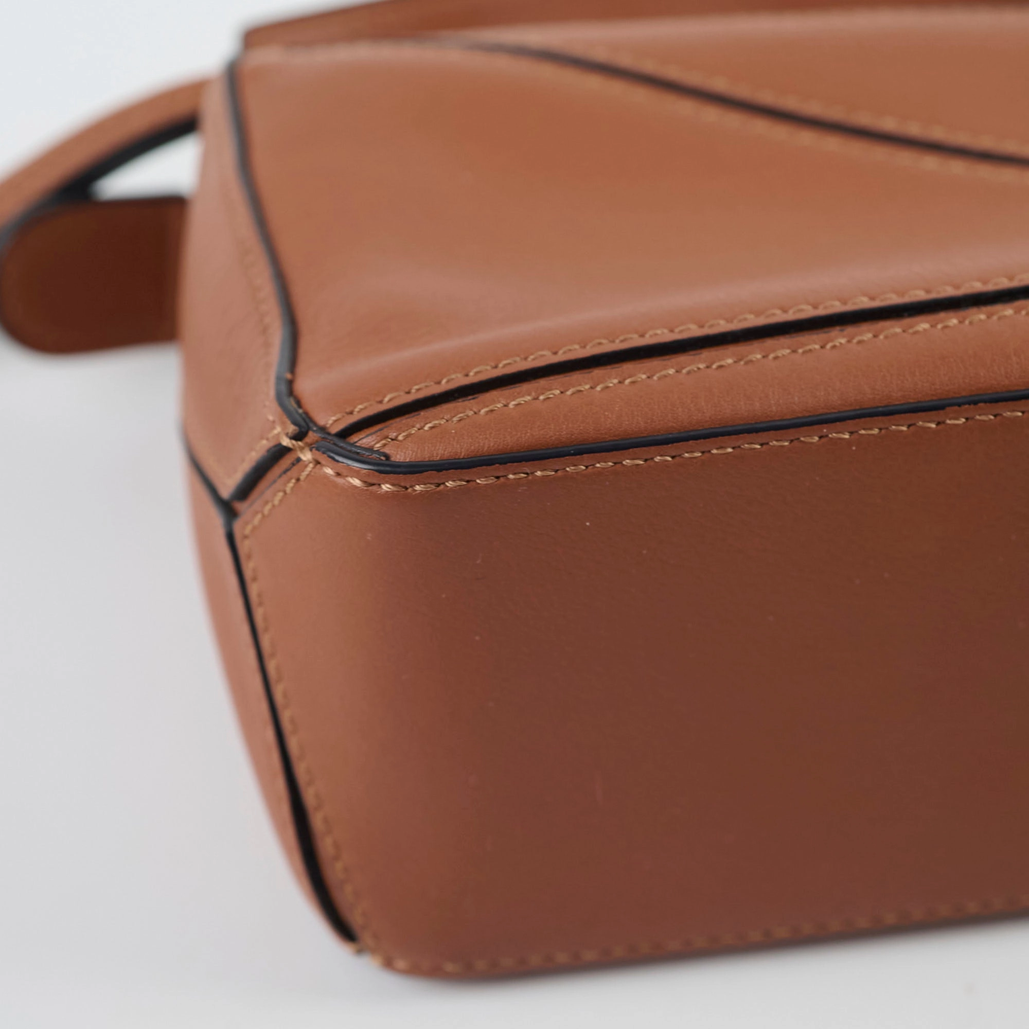 Loewe Mini Puzzle Tan