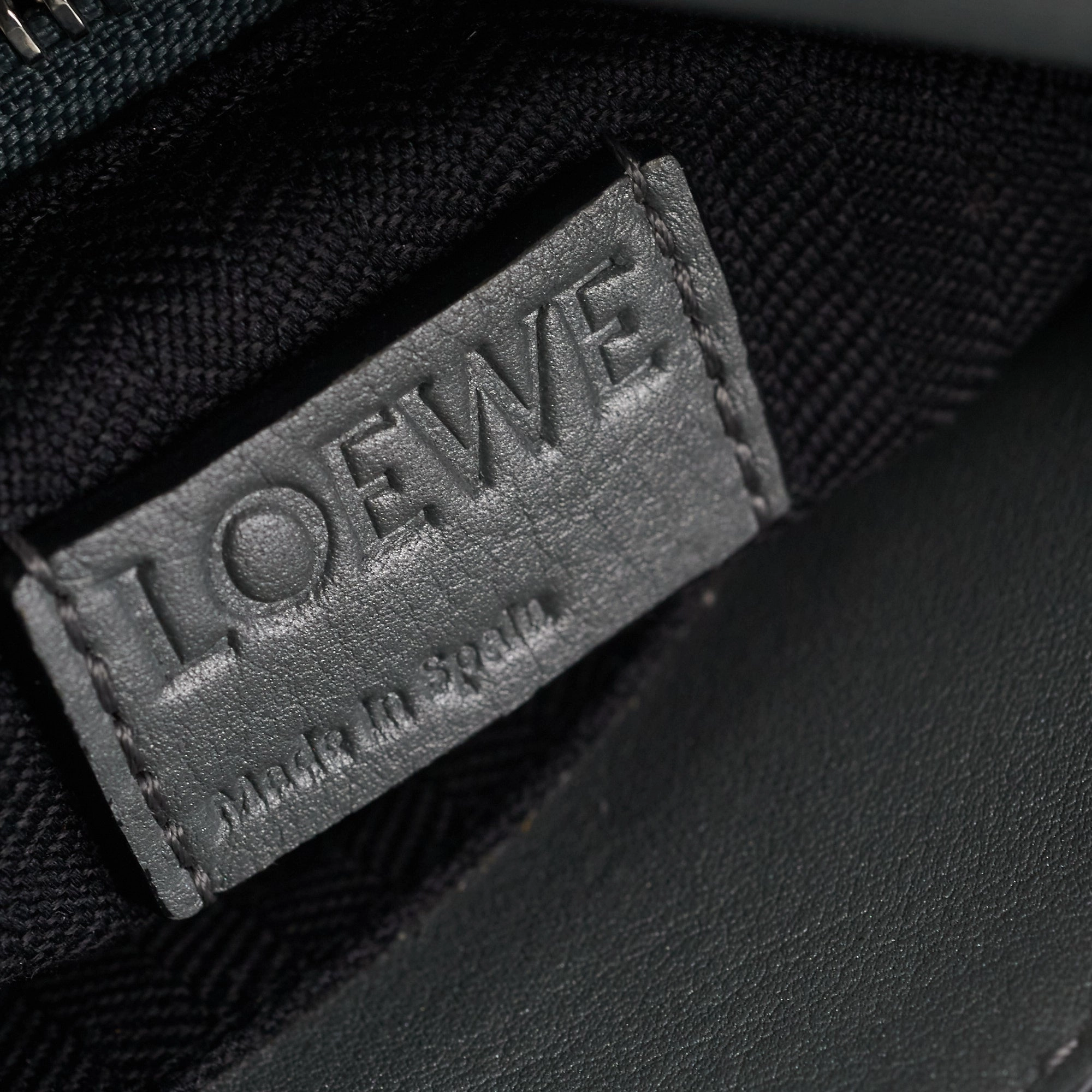 Loewe Puzzle Small Grey