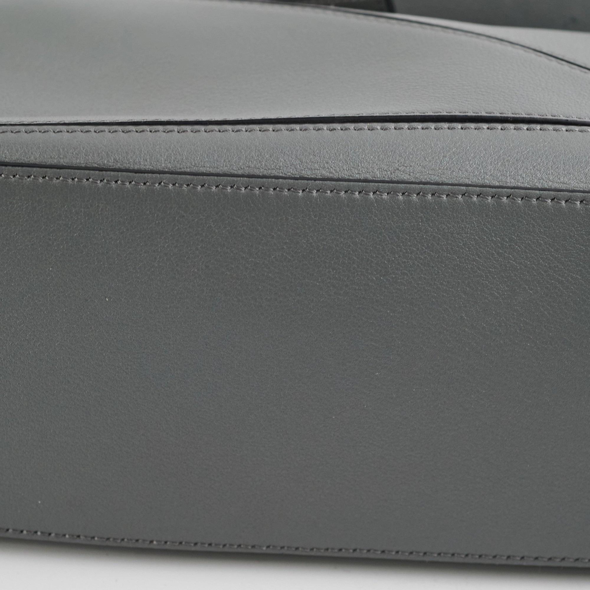 Loewe Puzzle Small Grey