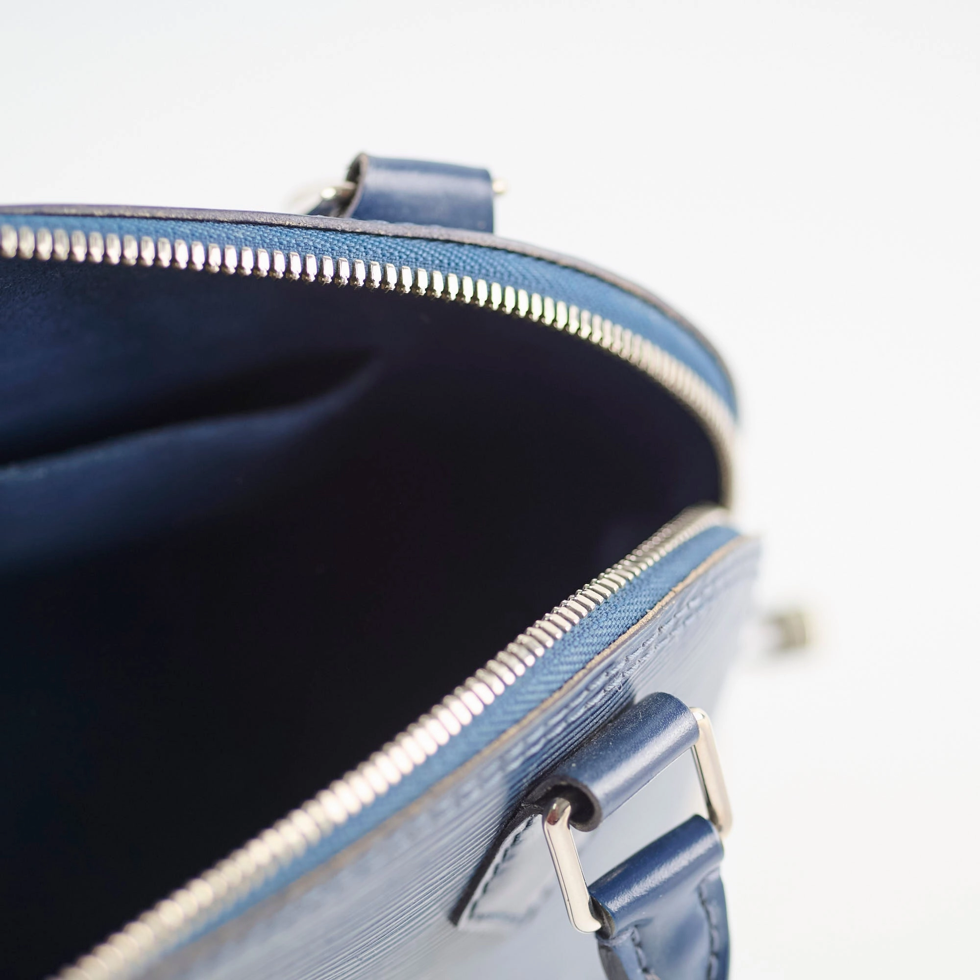 Louis Vuitton Alma BB Epi Navy