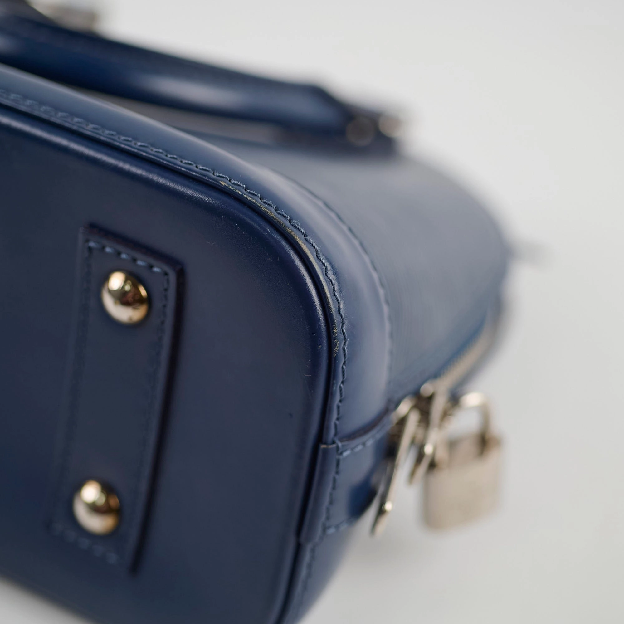 Louis Vuitton Alma BB Epi Navy