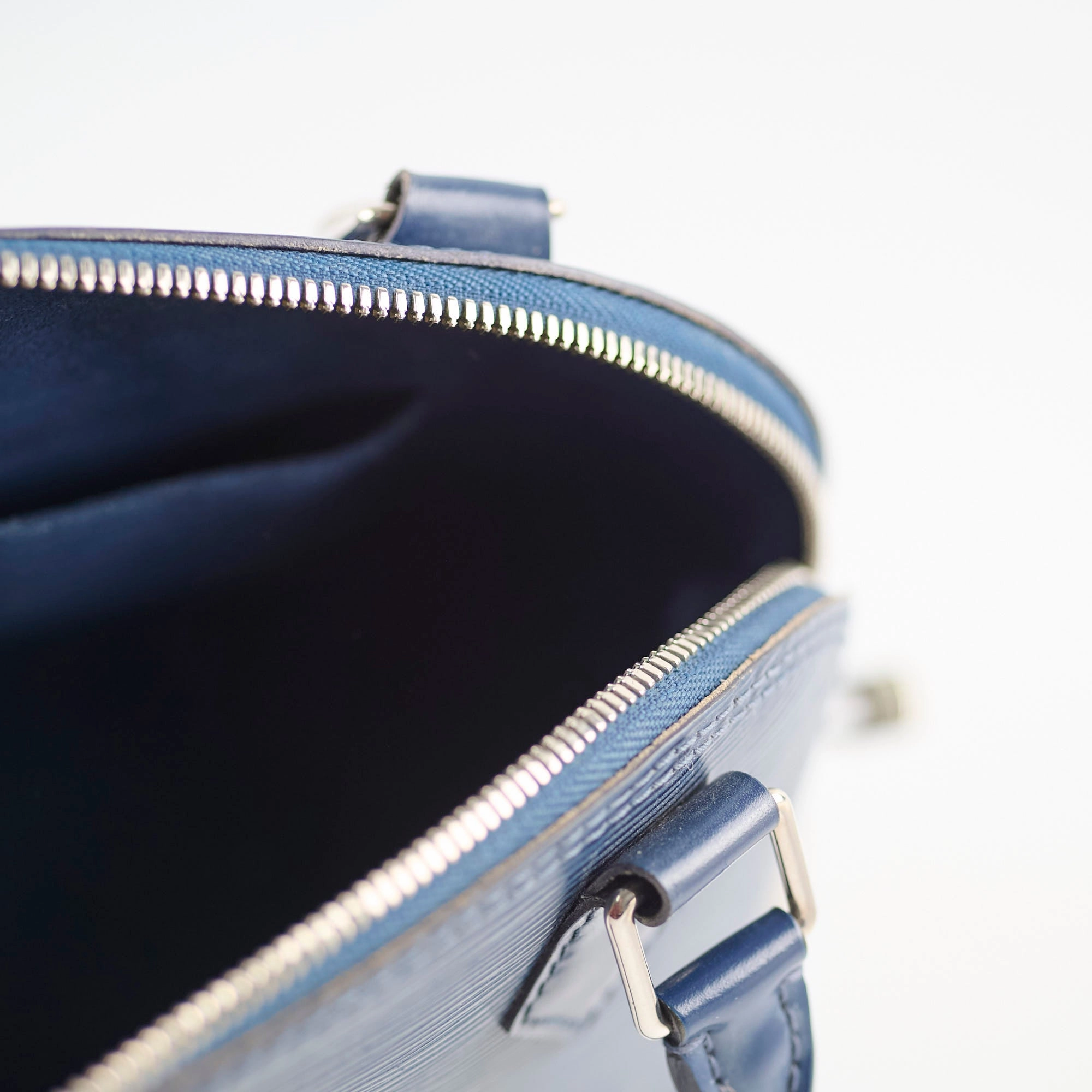 Louis Vuitton Alma BB Epi Navy