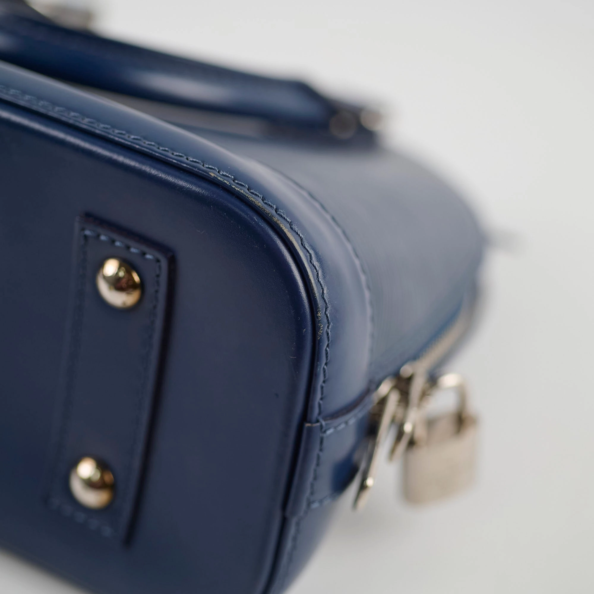 Louis Vuitton Alma BB Epi Navy