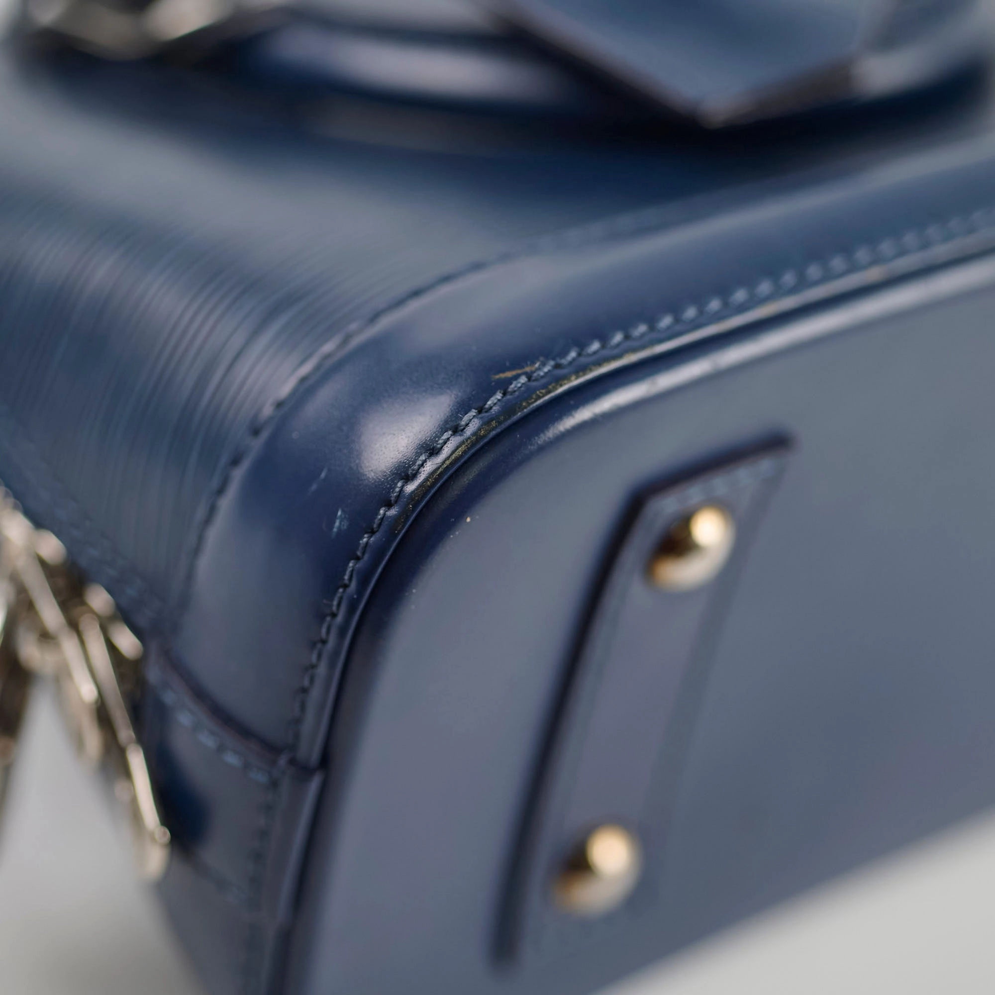 Louis Vuitton Alma BB Epi Navy